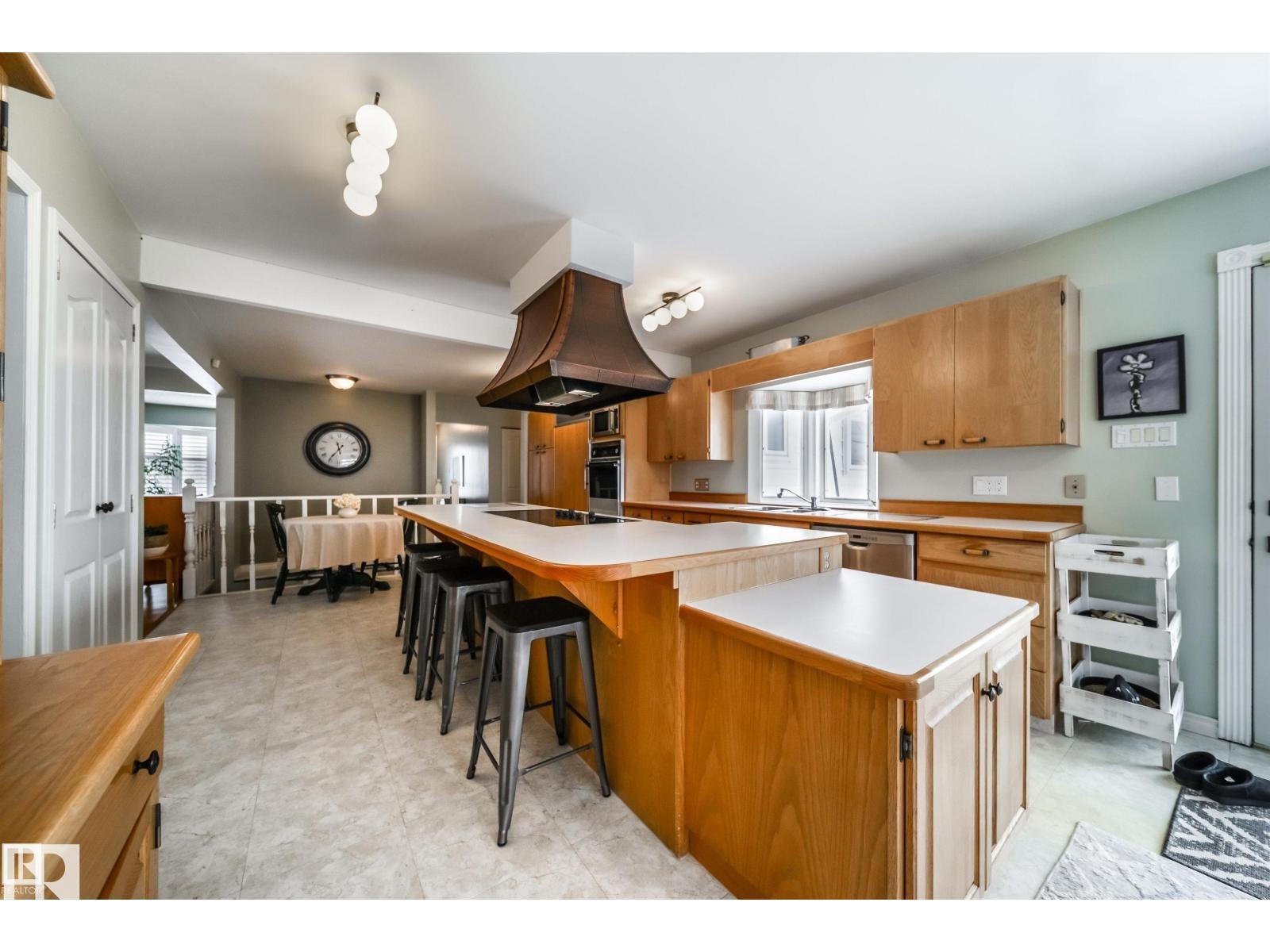 Photo 18 at 10231 46 Street NW, Gold Bar, Edmonton
