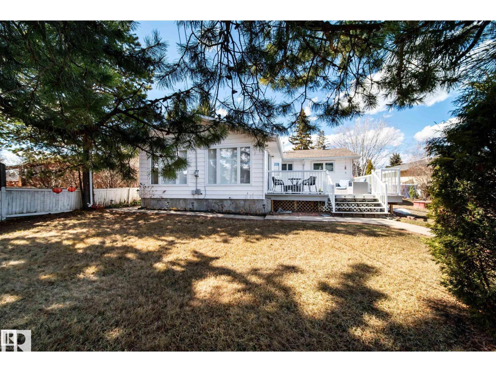 Photo 25 at 10231 46 Street NW, Gold Bar, Edmonton