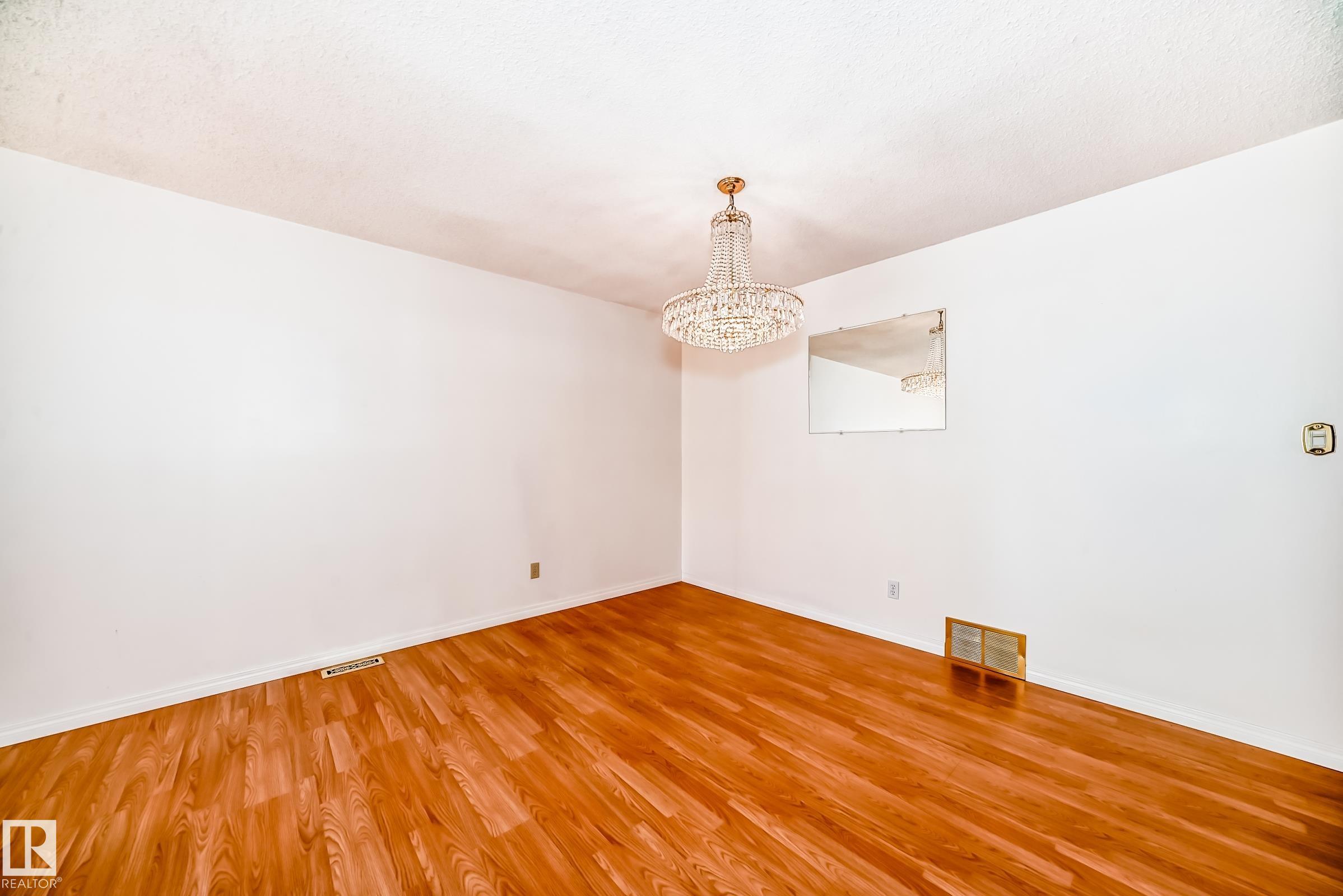 Photo 11 at 5927 189 Street NW, Jamieson Place, Edmonton