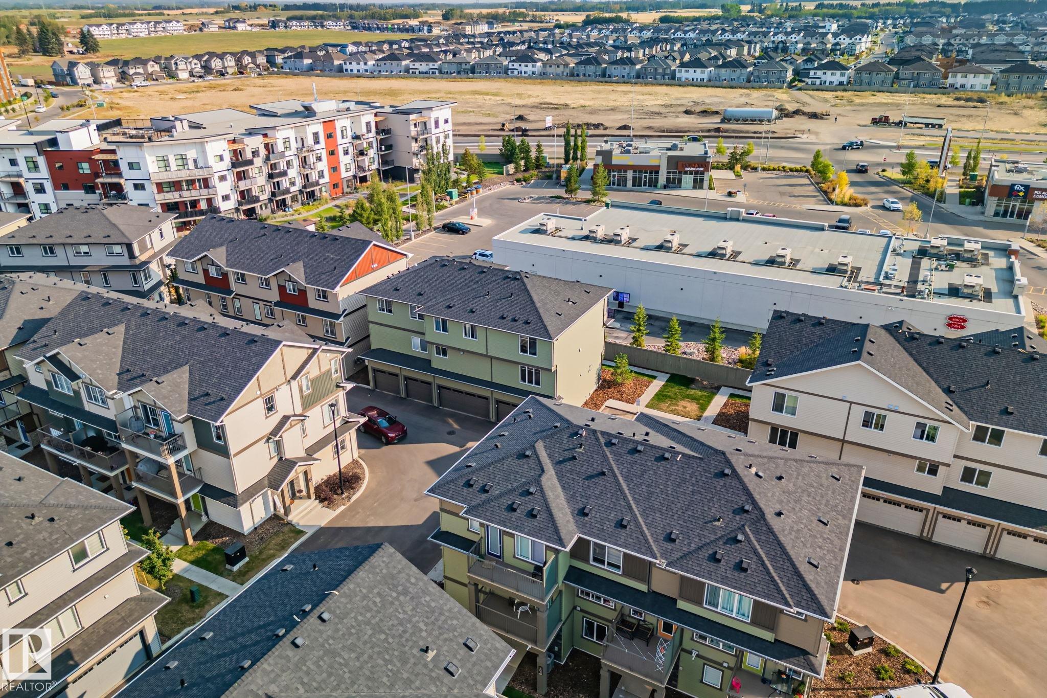 https://zimg.paragon.ice.com/ParagonImages/Property/PM/RAE/225401523/44/0/0/55a2e68828e5b92f7e63e6c9dc12288d/1/43db44e6cf8e26b3e711408ff410a9c9/225401523-F17B9F93-5788-4377-A5B8-A770C83E4B77.JPG