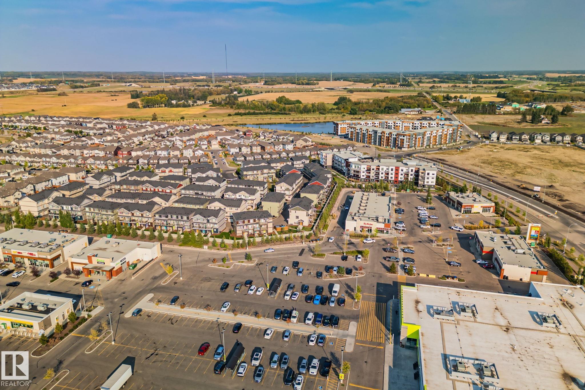 https://zimg.paragon.ice.com/ParagonImages/Property/PM/RAE/225401523/47/0/0/d1a03f7f05343e1f2d9aa06b2d71ee02/1/43db44e6cf8e26b3e711408ff410a9c9/225401523-EE4E59D8-6245-459D-BCAE-5EDF37018D04.JPG