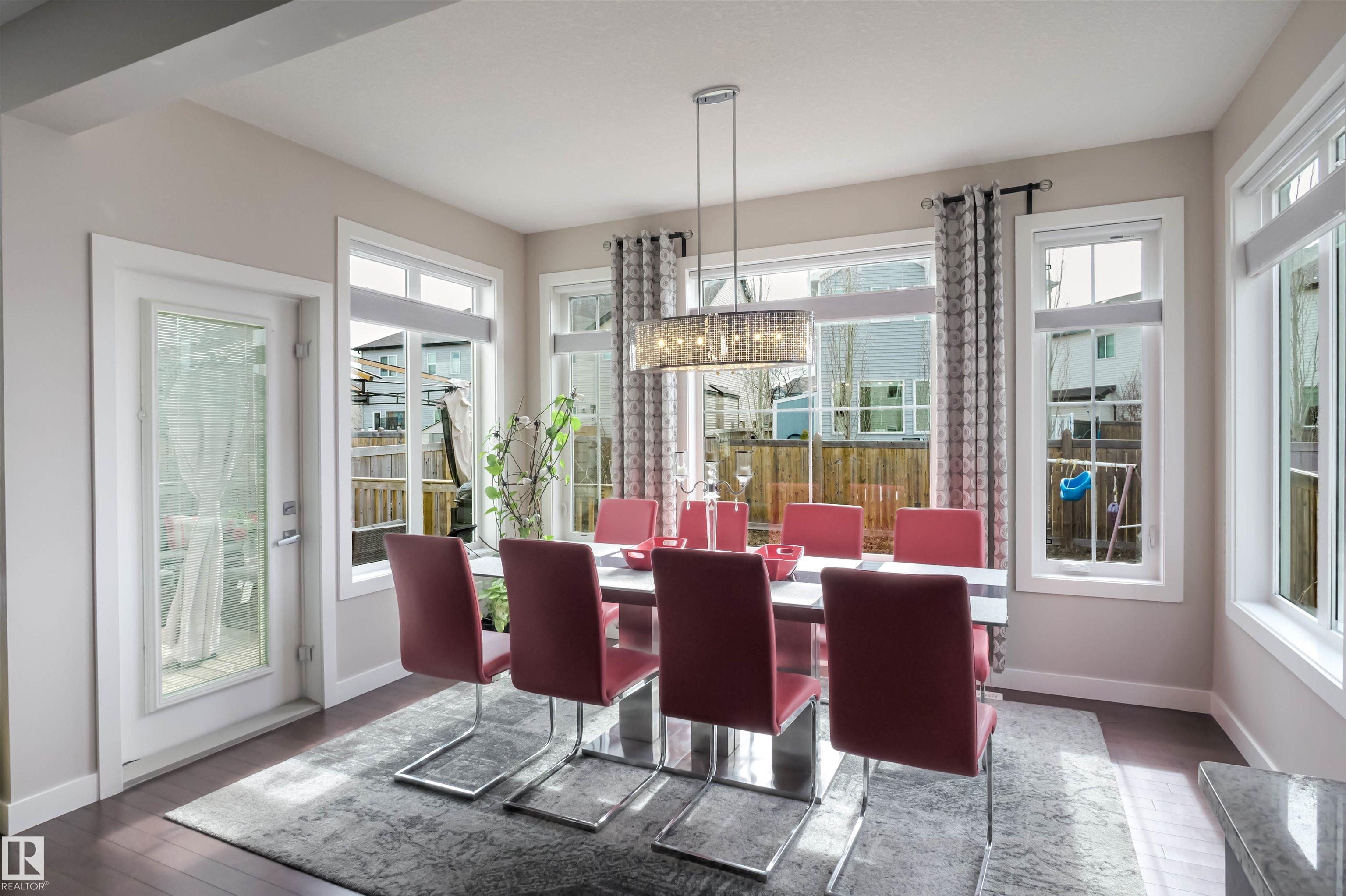 https://zimg.paragon.ice.com/ParagonImages/Property/PM/RAE/225401524/11/0/0/f8920bb4ed572a918257ef110b11ce56/1/be3cc39052b7204d4739192b86683da8/225401524-c09a9ab4-02cf-40c4-8e15-79520f8343dd.JPG