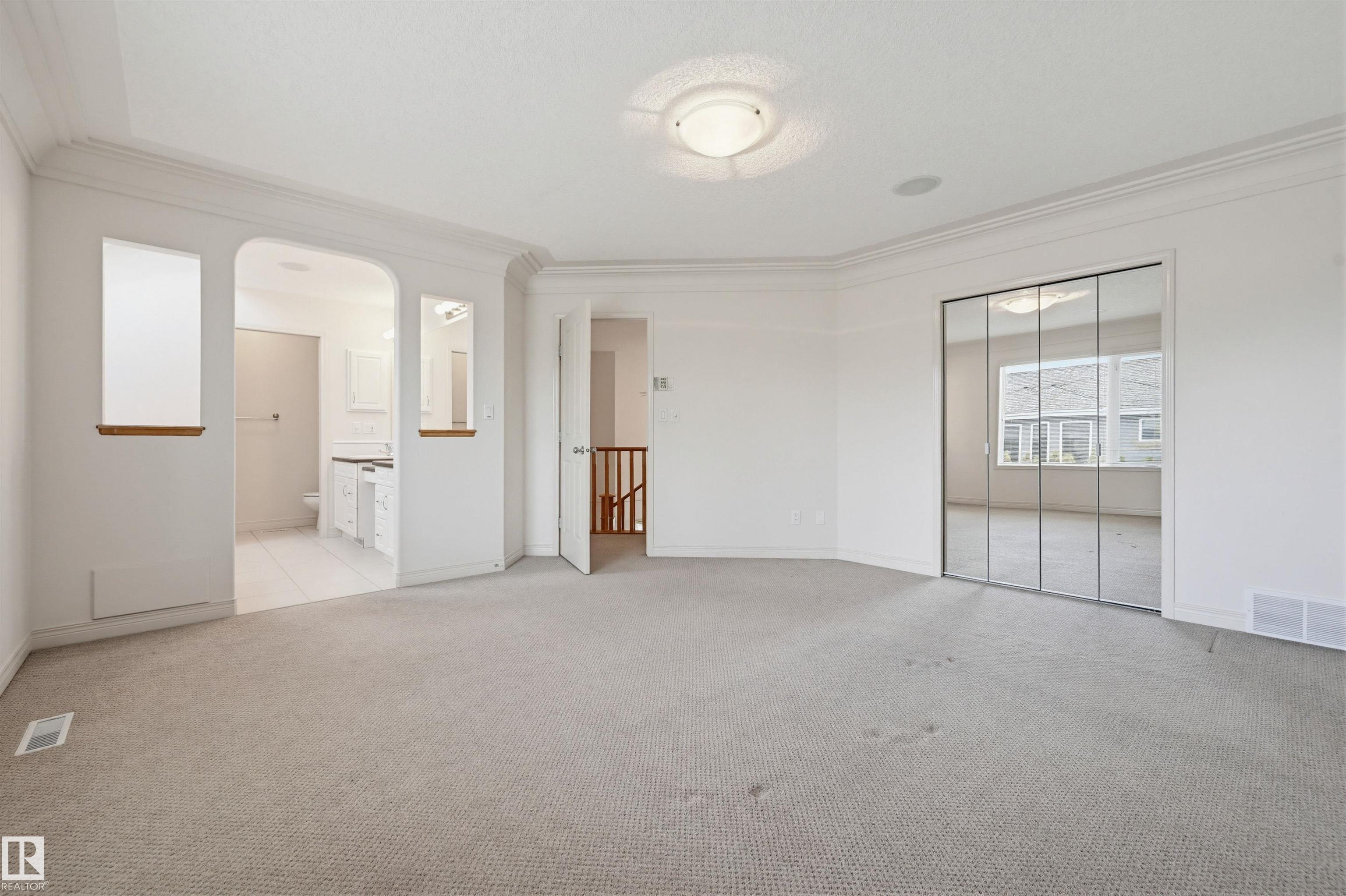 https://zimg.paragon.ice.com/ParagonImages/Property/PM/RAE/225401525/30/0/0/c368da10e1e31c96a97c00ee28661c7e/1/27b07923a8a2467f1906d2ddc320fcdc/225401525-a66de8c3-4c6c-4108-a7db-1037a08efd11.JPG