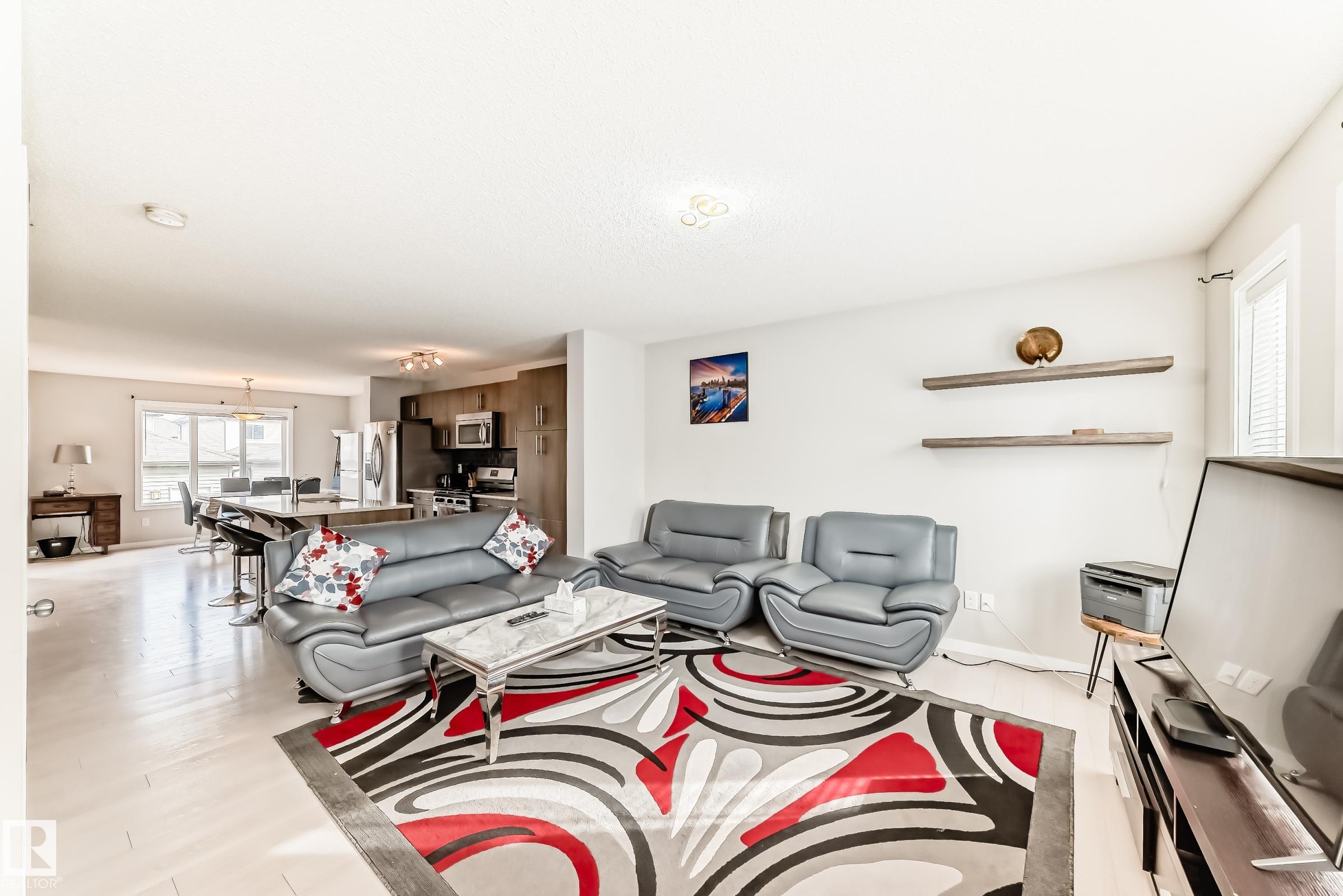https://zimg.paragon.ice.com/ParagonImages/Property/PM/RAE/225401526/7/0/0/5b0ea04275d49ba346d23c8c7407f12b/1/a9dd7f7b79e5c33fd61ca3e02083ec30/225401526-0dfd4cd5-b445-4186-814e-adbfd786dcfb.JPG