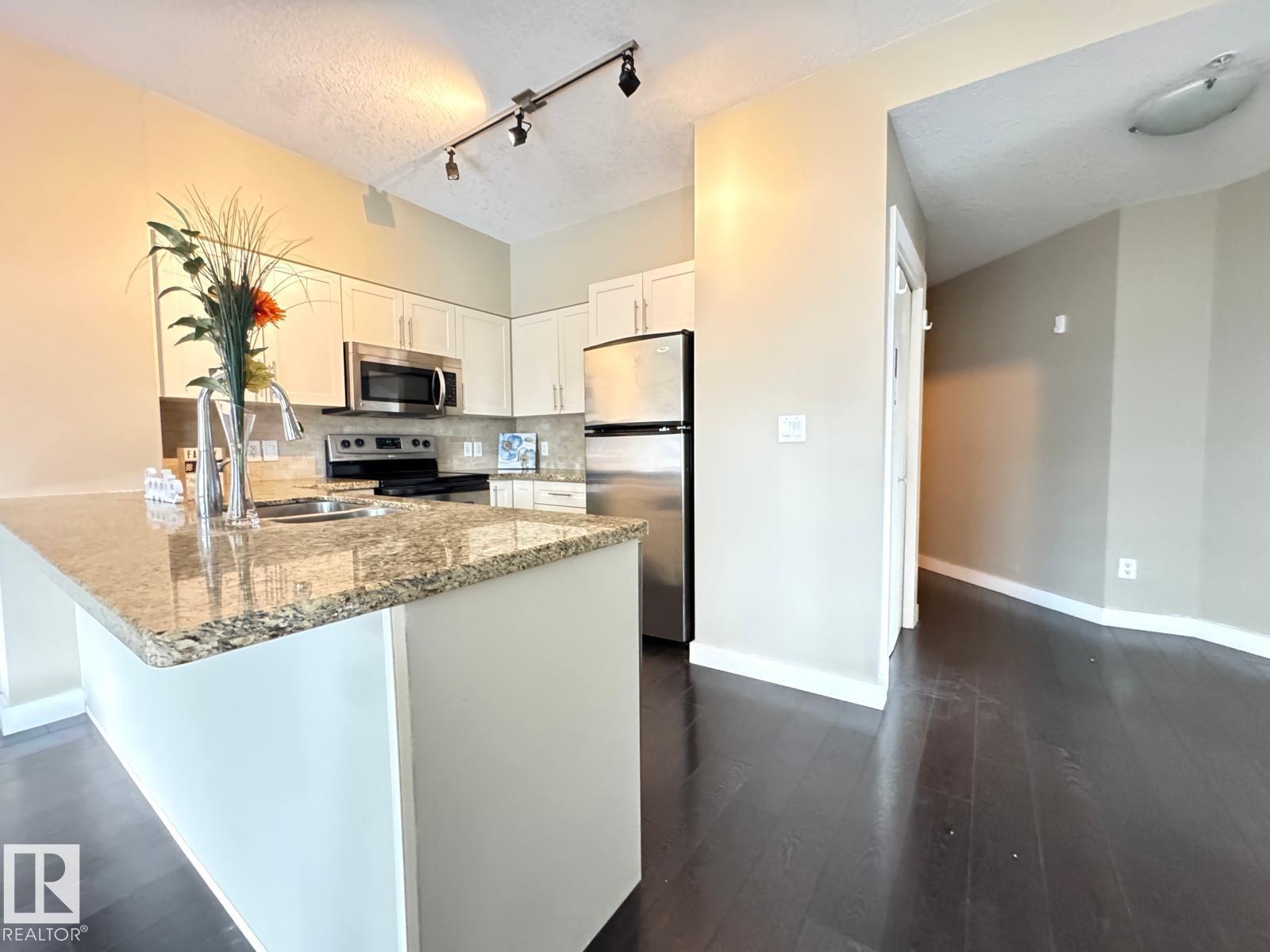 Photo 15 at 702 - 10136 104 Street NW, Downtown, Edmonton