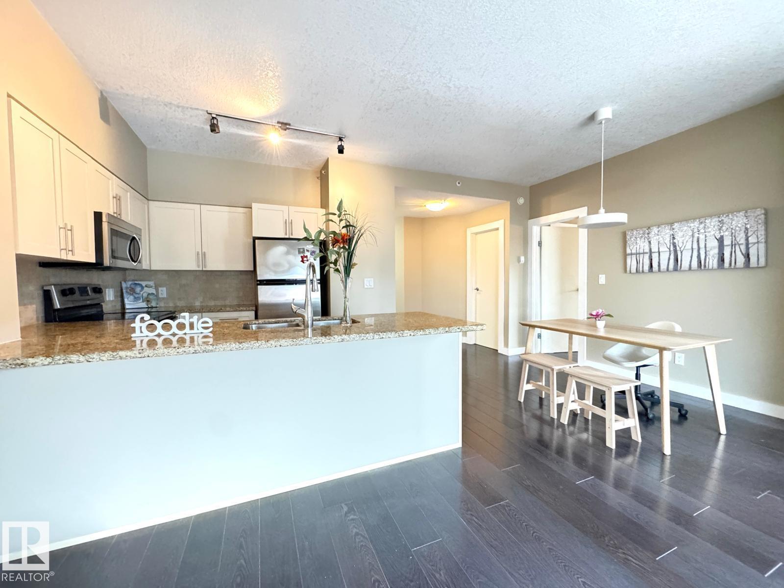 Photo 9 at 702 - 10136 104 Street NW, Downtown, Edmonton
