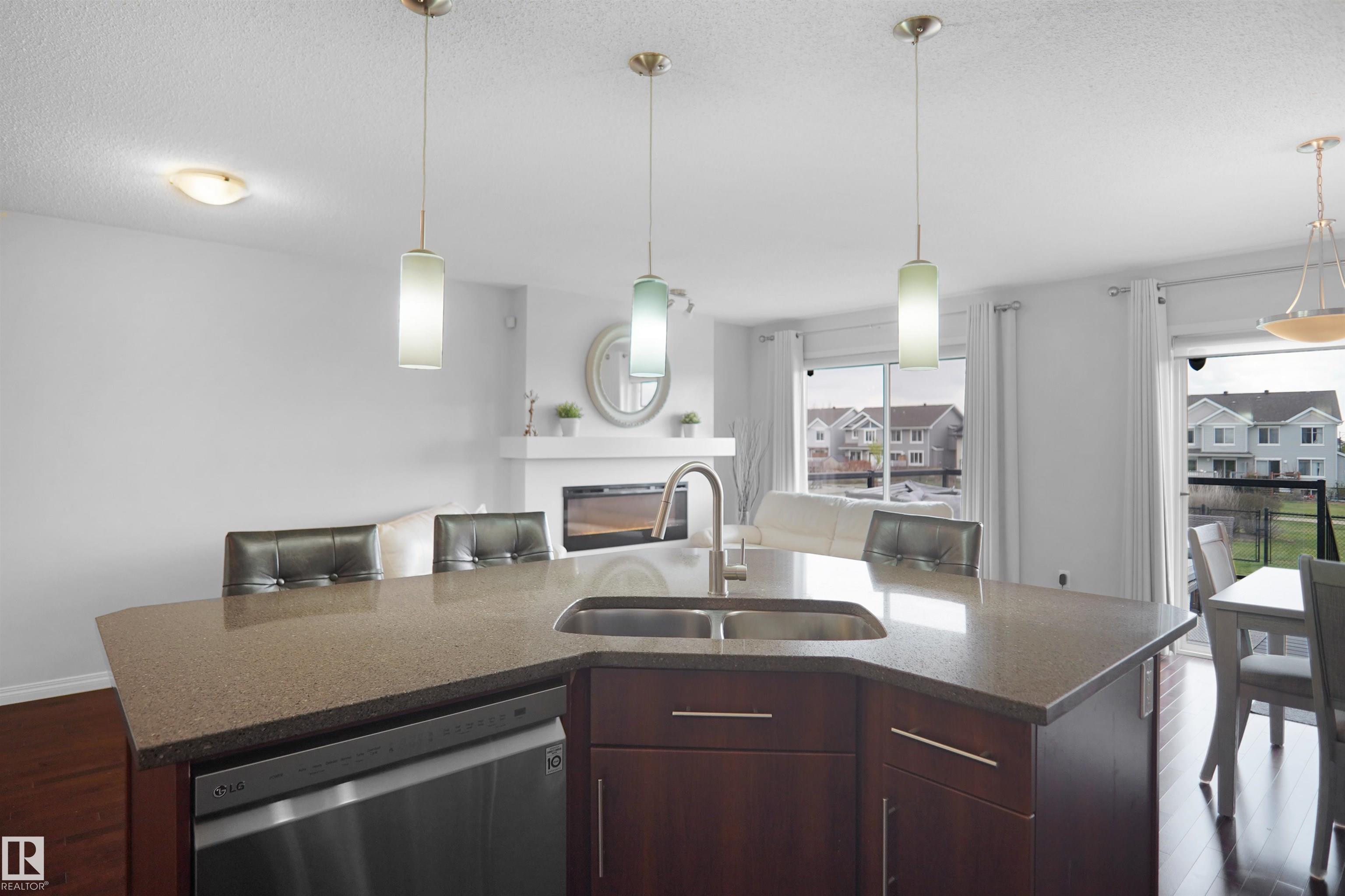 Photo 12 at 1702 Chapman Way SW, Chappelle Area, Edmonton