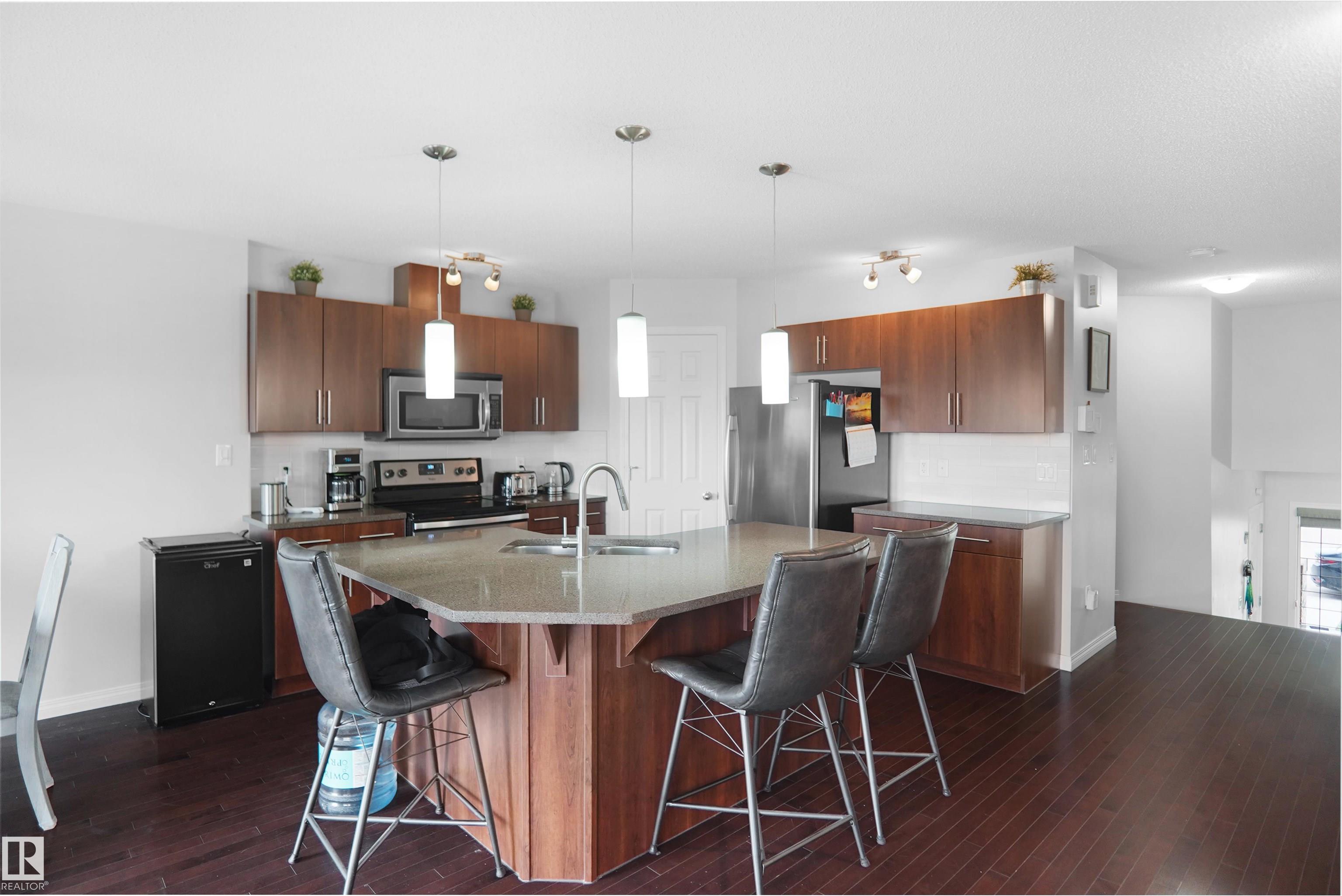 Photo 10 at 1702 Chapman Way SW, Chappelle Area, Edmonton