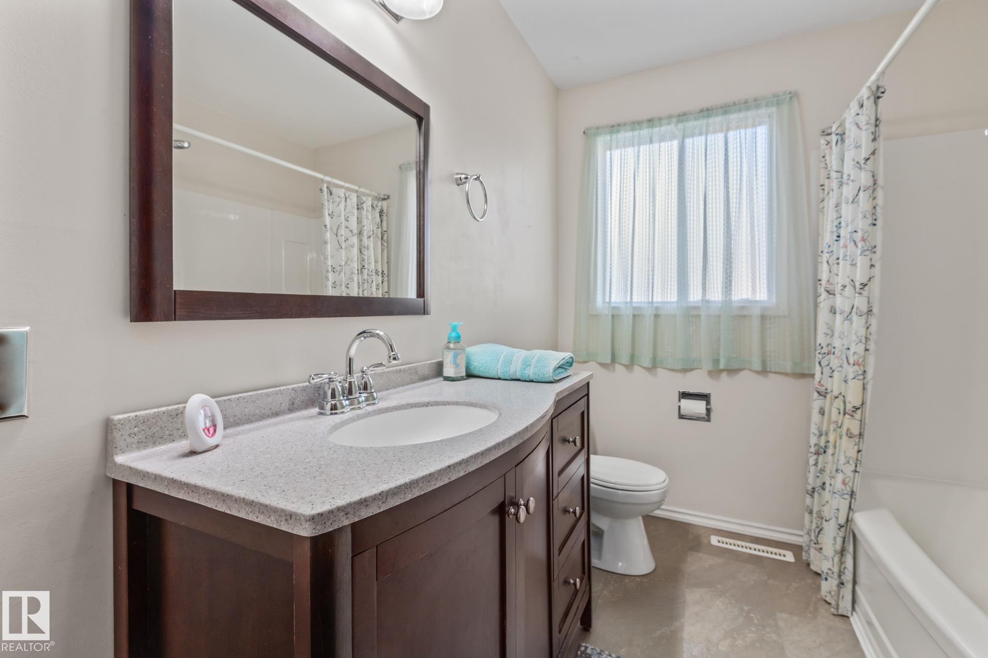Photo 12 at 11926/11928 56 Street NW, Newton, Edmonton