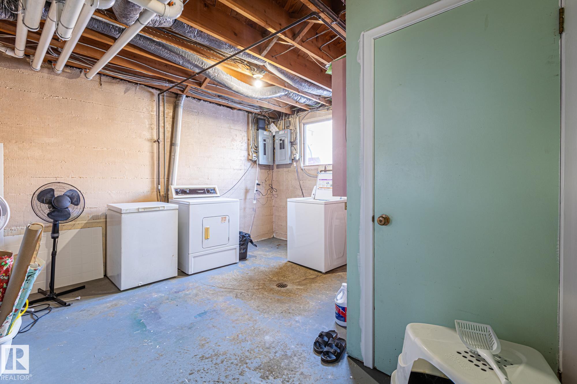 Photo 18 at 11926/11928 56 Street NW, Newton, Edmonton