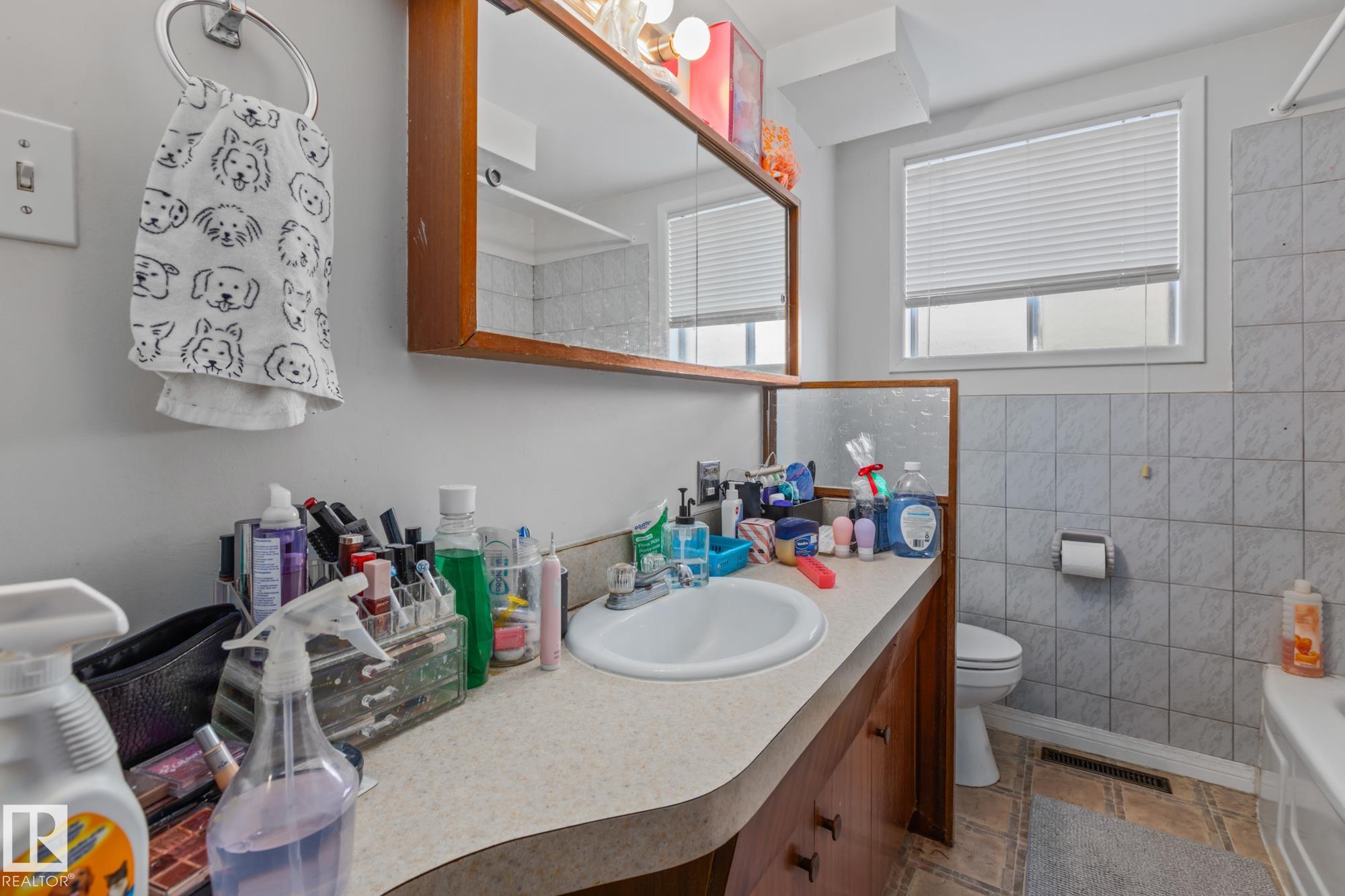 Photo 20 at 11926/11928 56 Street NW, Newton, Edmonton