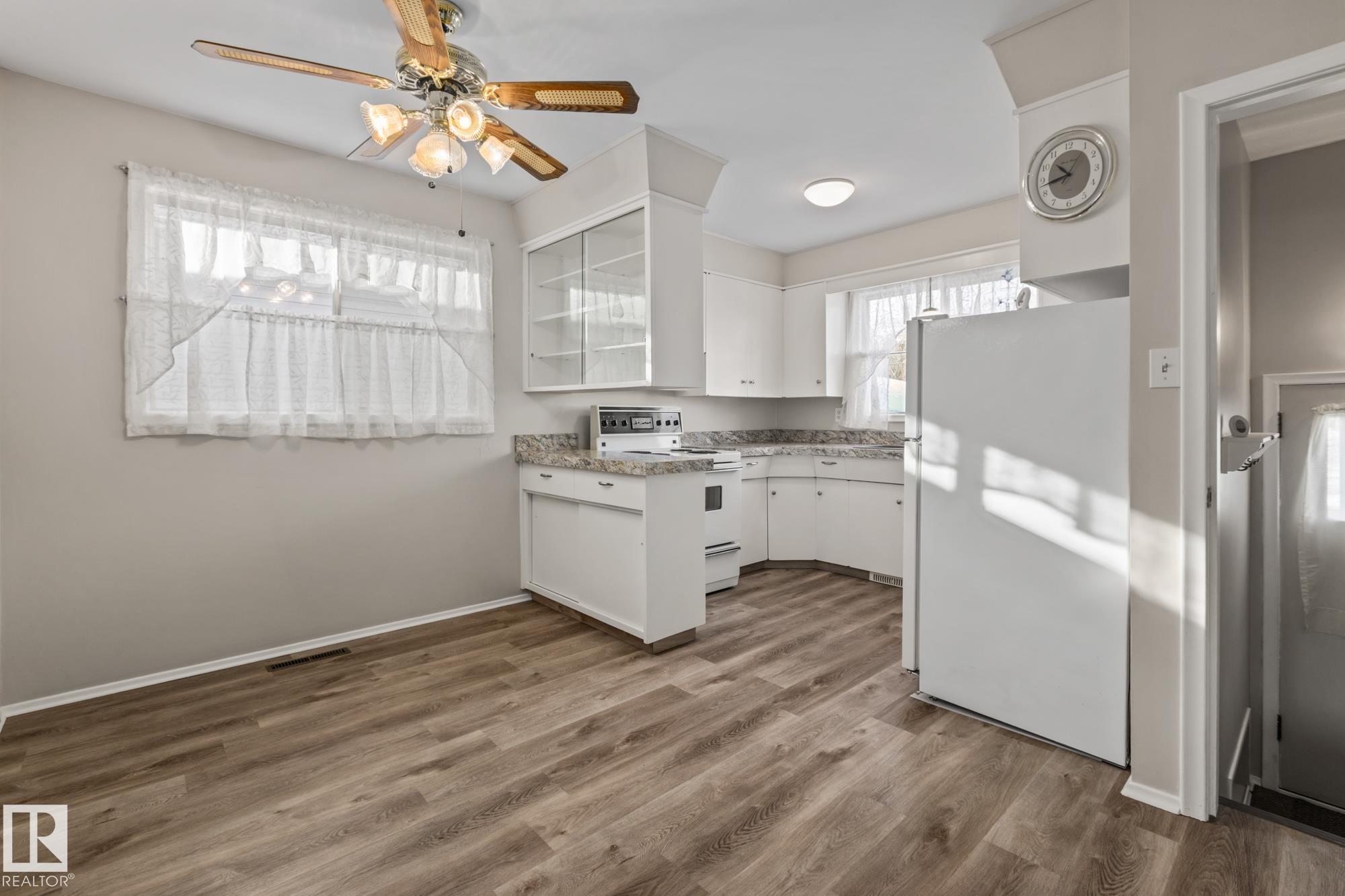 Photo 7 at 11926/11928 56 Street NW, Newton, Edmonton