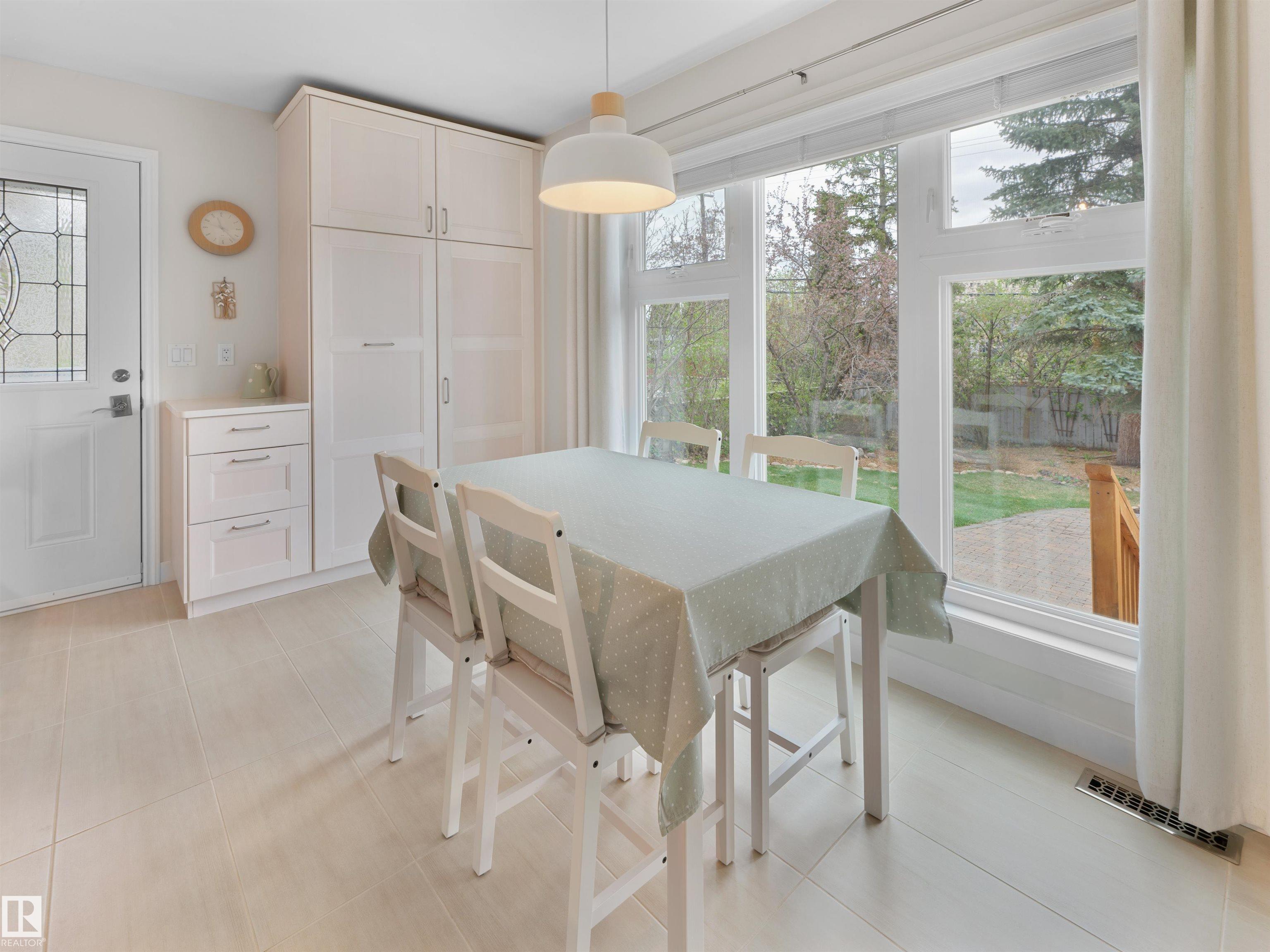 Photo 13 at 11635 72 Avenue NW, Belgravia, Edmonton