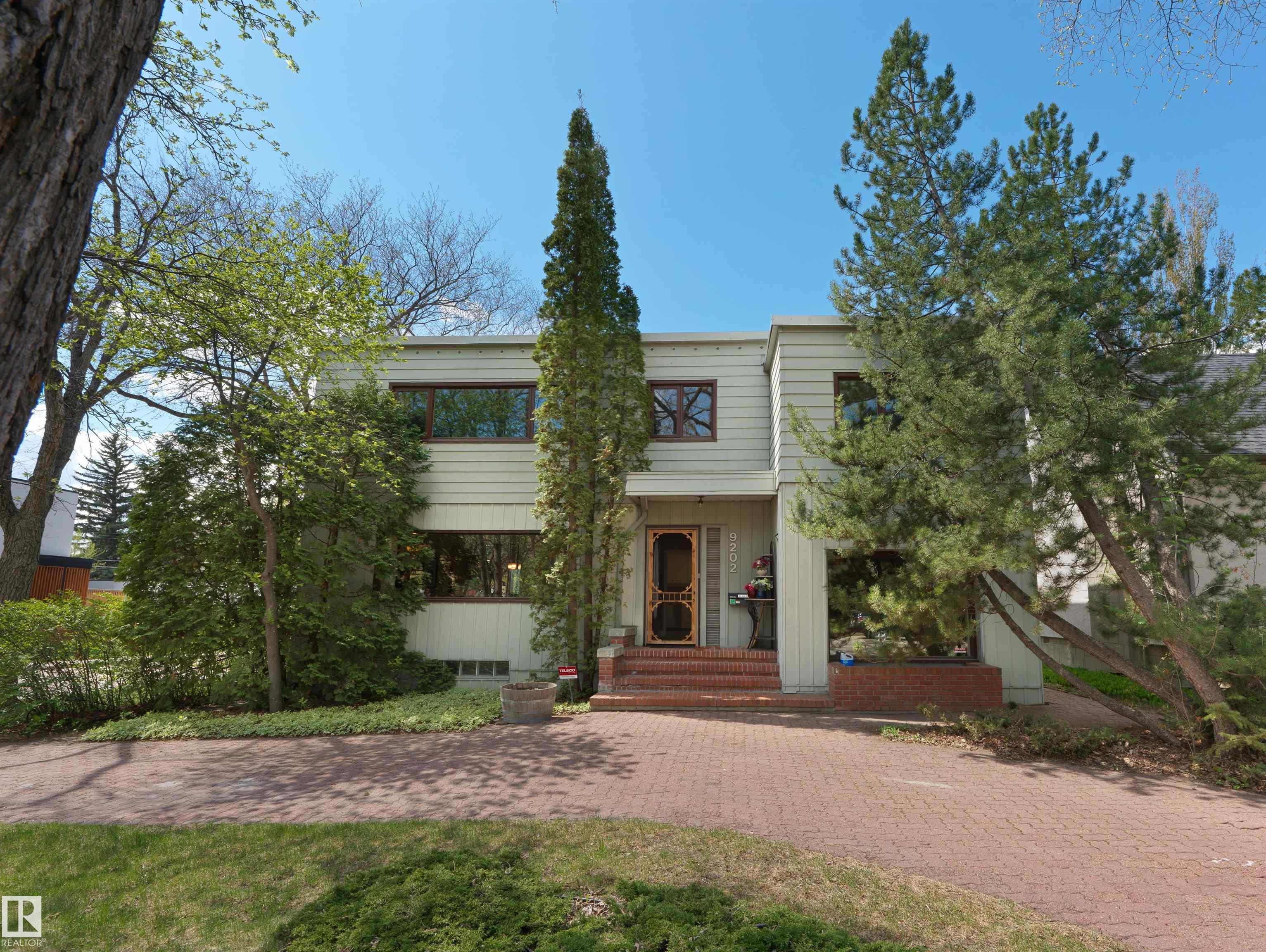 9202 117 Street NW, Windsor Park, Edmonton