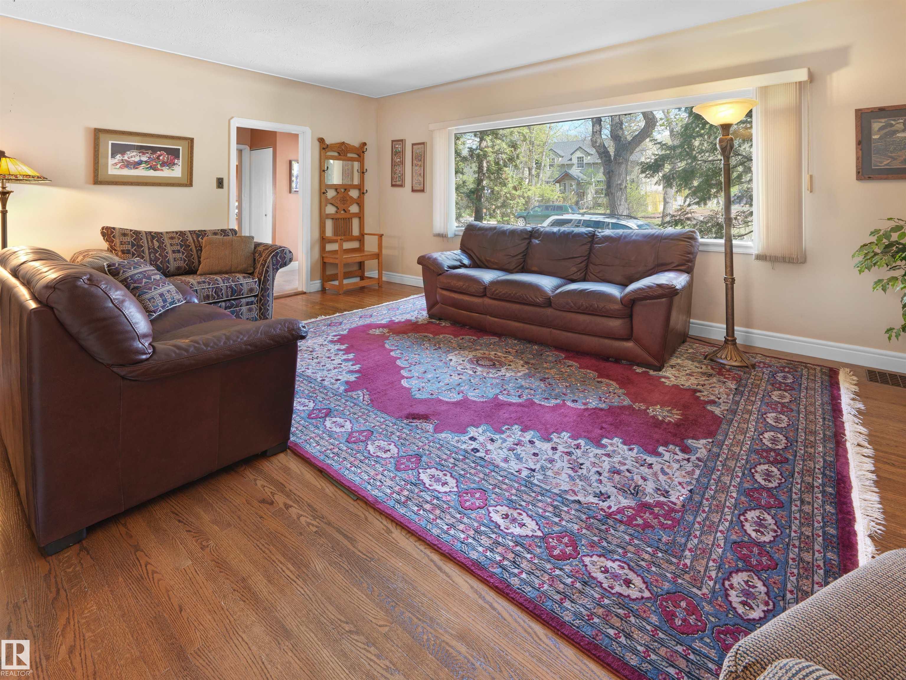 9202 117 Street NW, Windsor Park, Edmonton