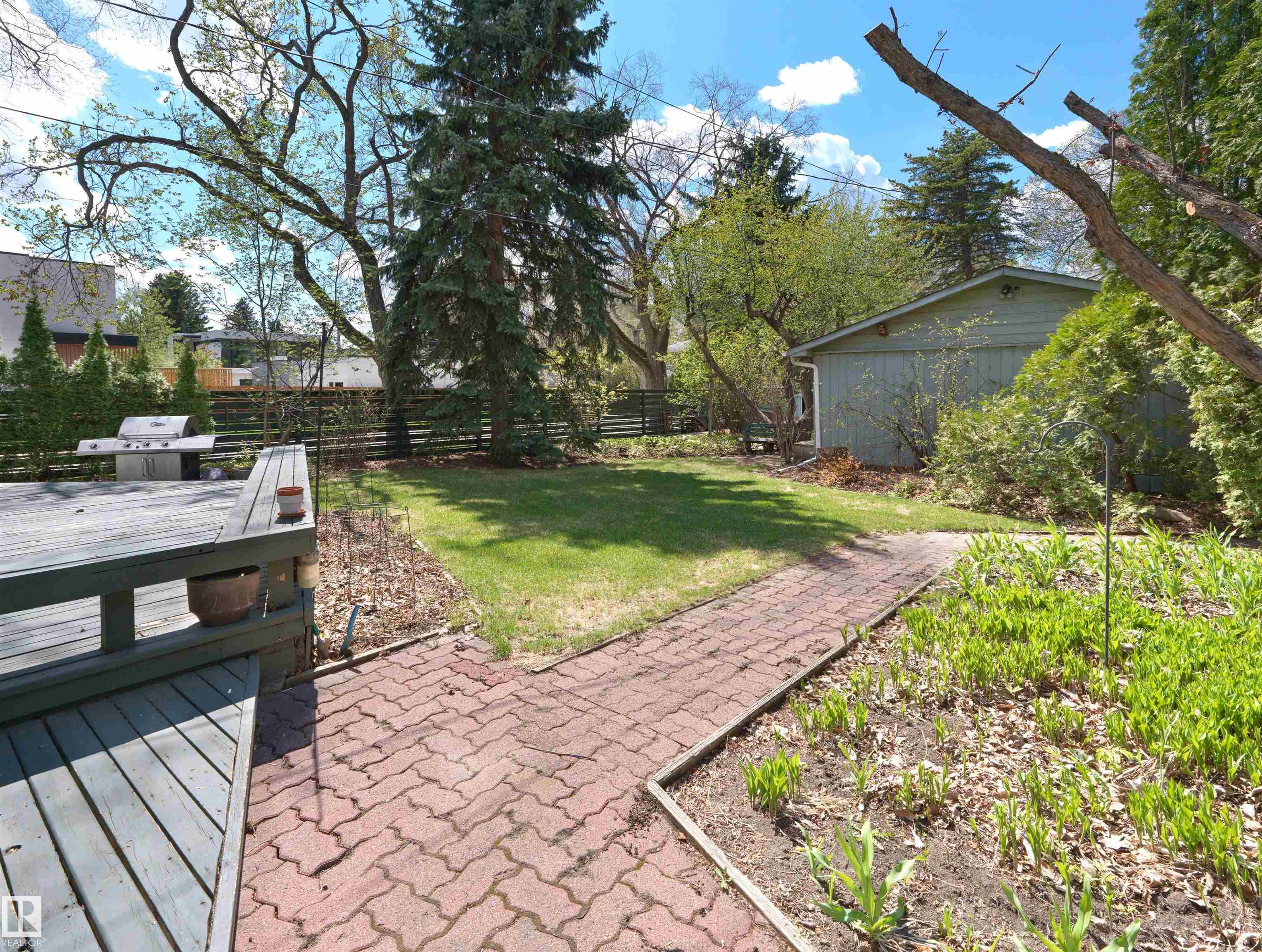 Photo 31 at 9202 117 Street NW, Windsor Park, Edmonton