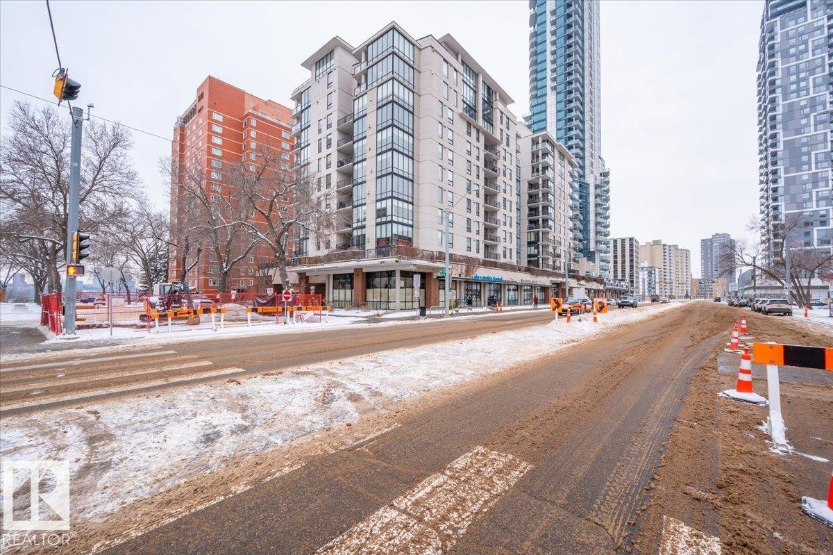 503 - 10028 119 Street NW, Wîhkwêntôwin, Edmonton