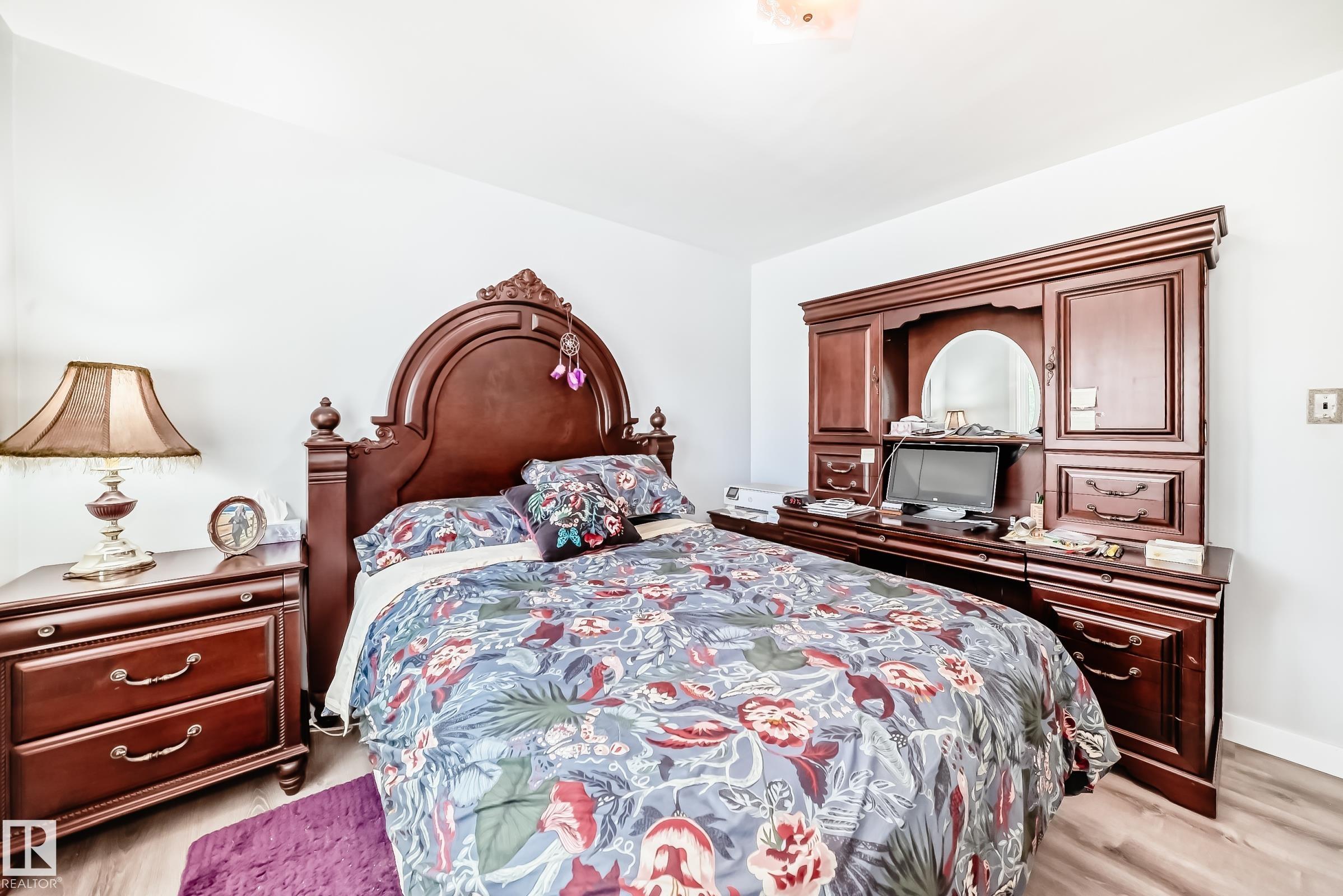 Photo 18 at 11303 60 Street NW, Highlands, Edmonton