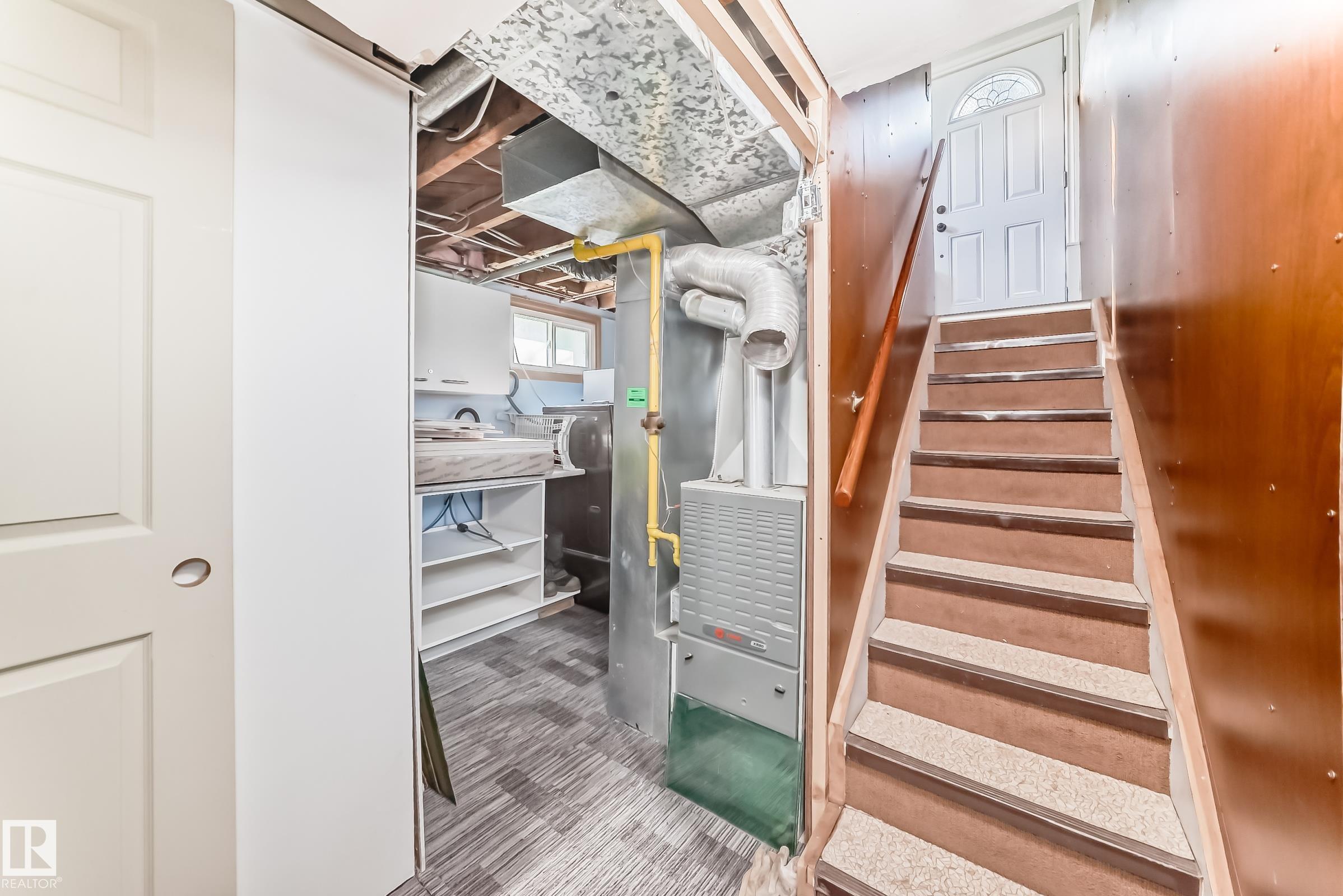 Photo 36 at 11303 60 Street NW, Highlands, Edmonton
