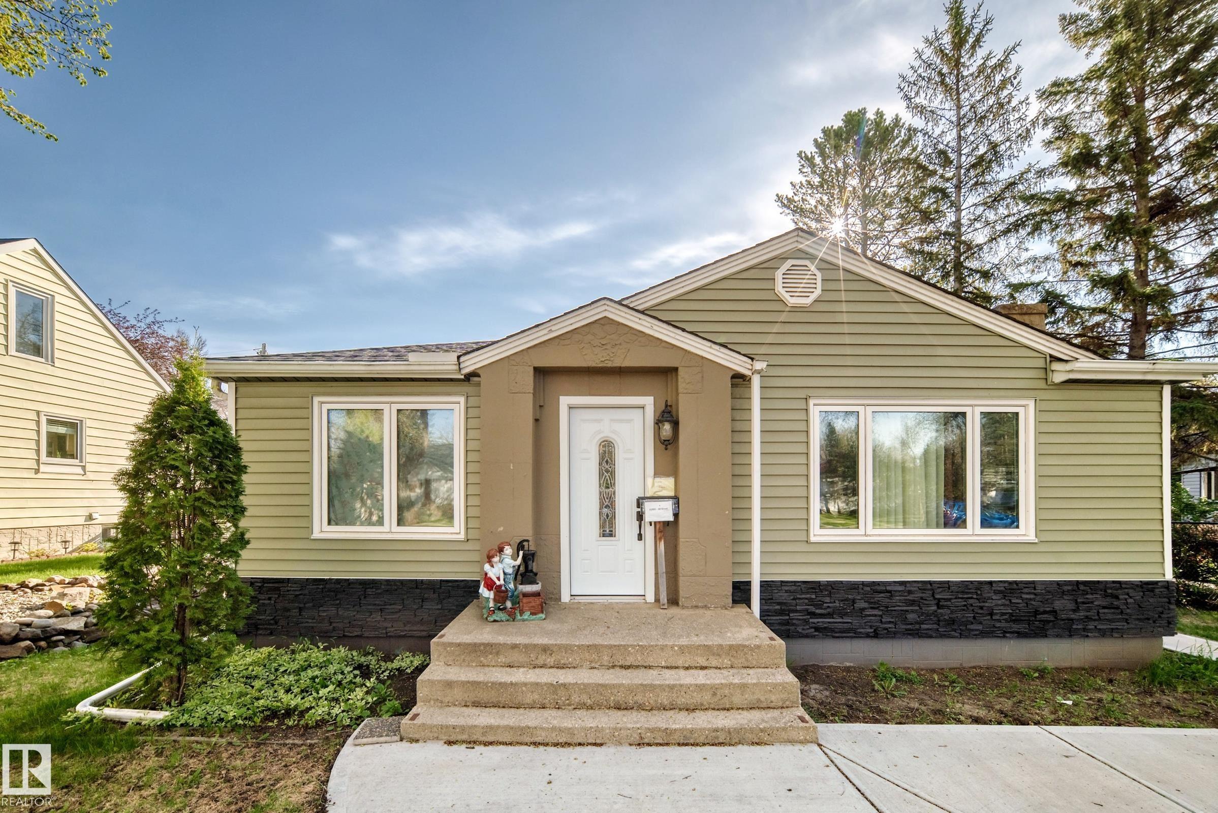 Photo 47 at 11303 60 Street NW, Highlands, Edmonton