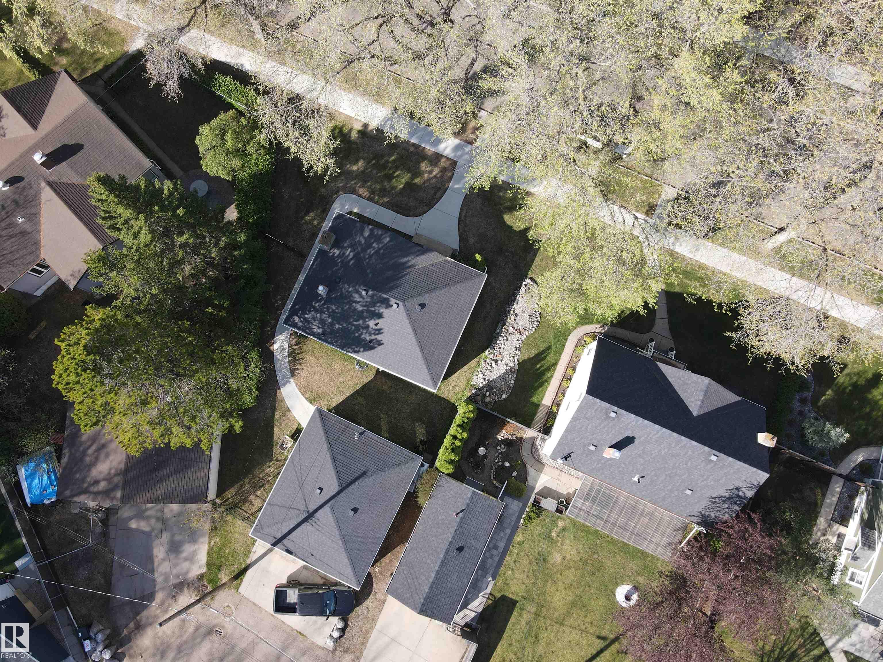 https://zimg.paragon.ice.com/ParagonImages/Property/PM/RAE/225401541/56/0/0/fdc2046d51907a8d753e965aba24dc6f/1/89a2dbb14fbf2bb5915e7777f5e84b09/225401541-66bc0df1-76a0-41c4-b9d3-693109babe91.JPG