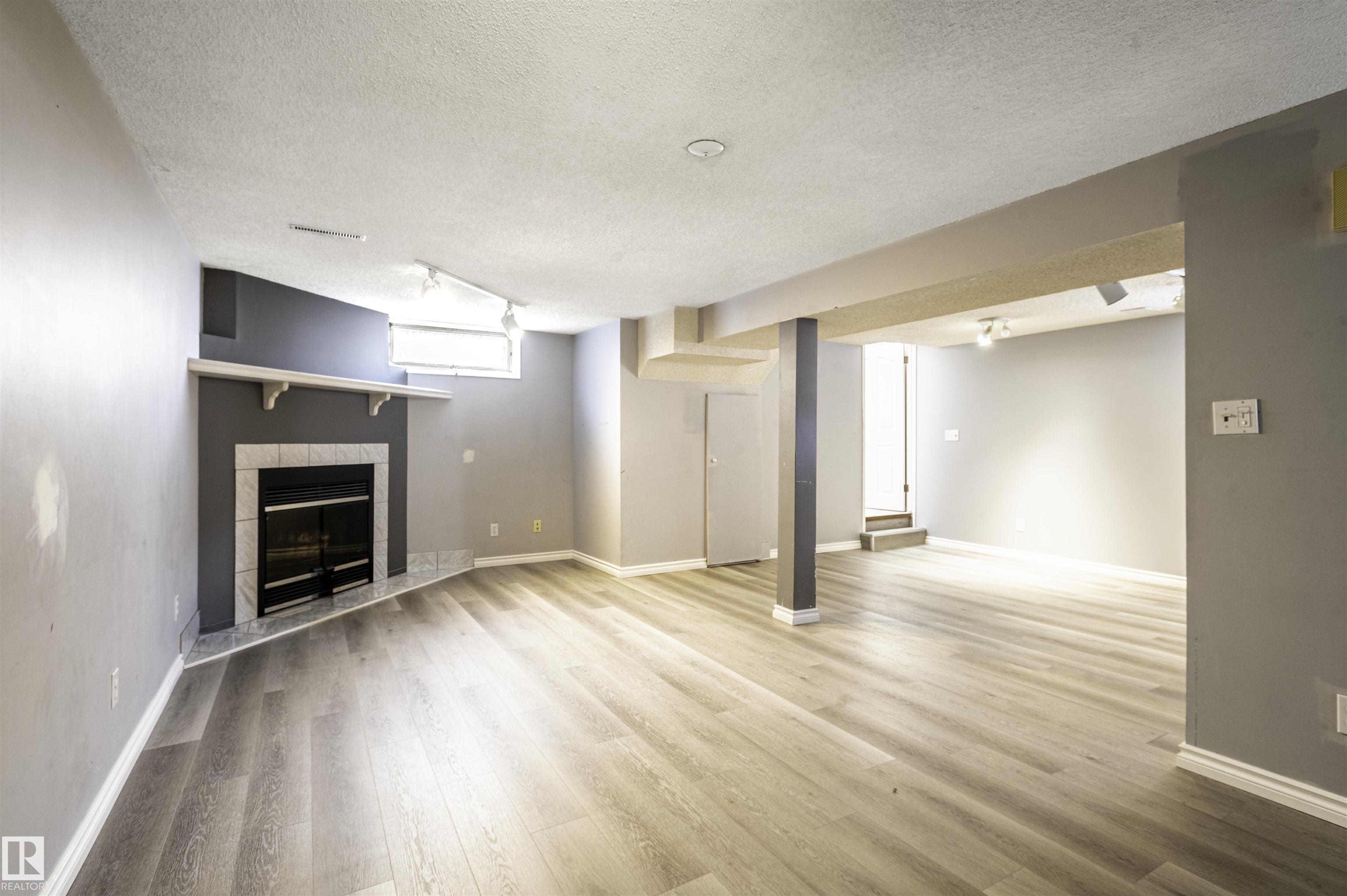 Photo 34 at 9331 52 Street NW, Ottewell, Edmonton