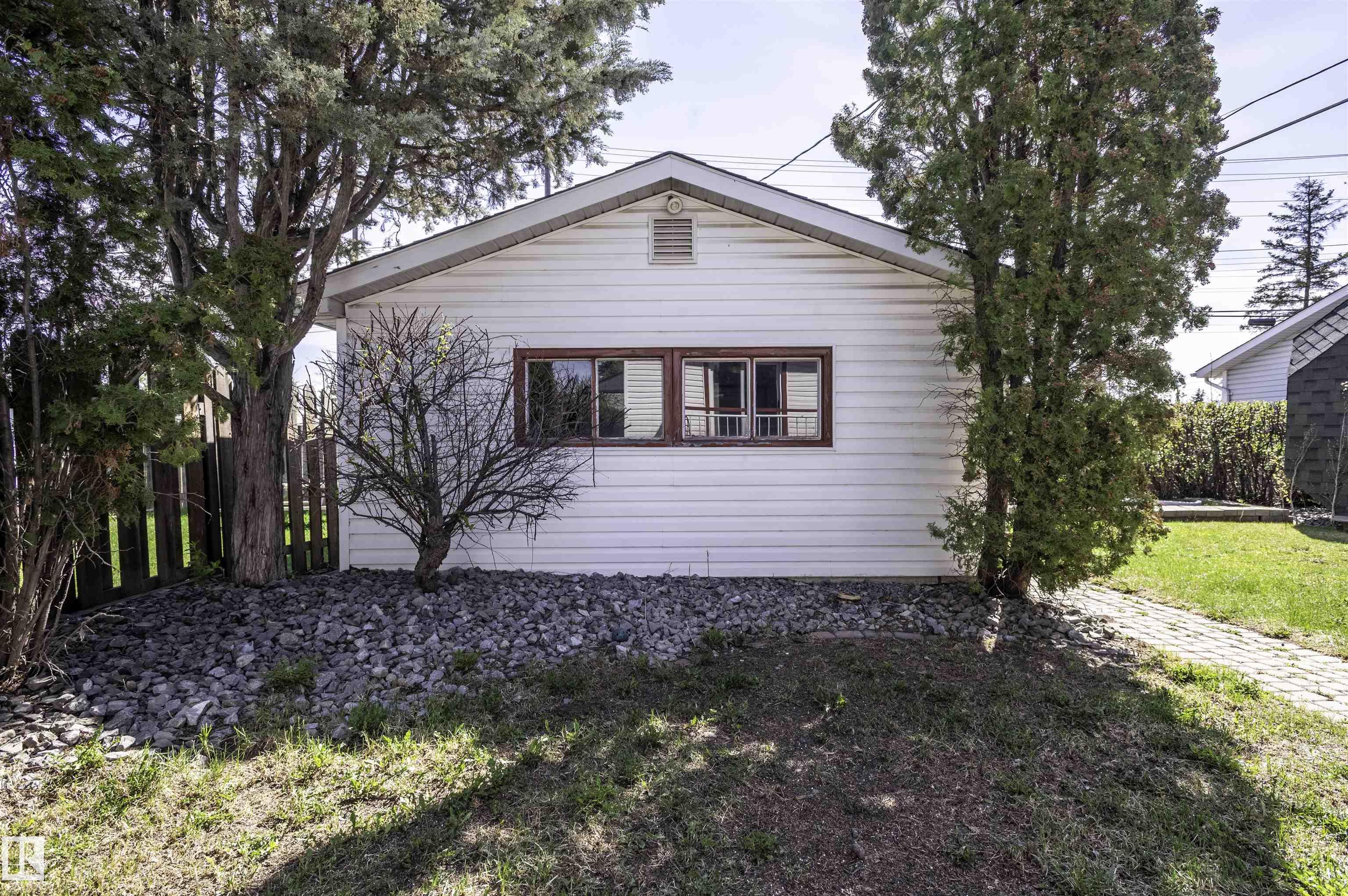 Photo 49 at 9331 52 Street NW, Ottewell, Edmonton