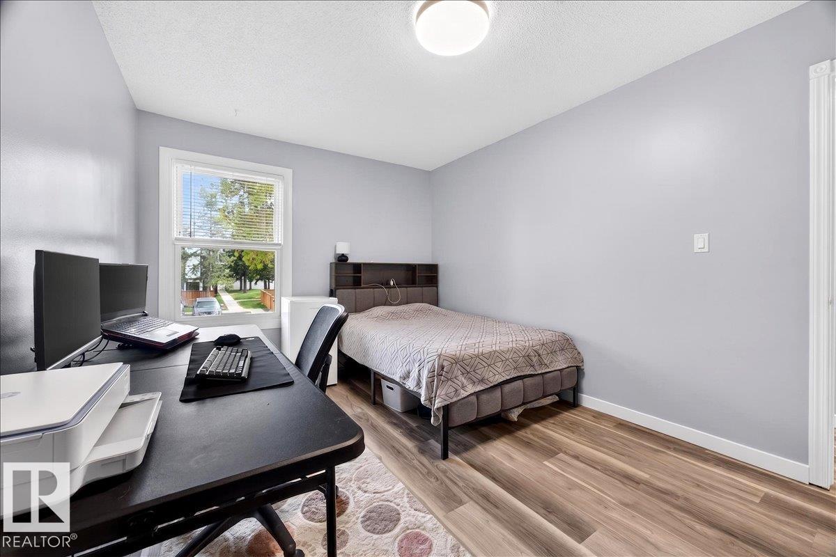 https://zimg.paragon.ice.com/ParagonImages/Property/PM/RAE/225401545/20/0/0/57166dba79bf6d48eb8f140b5703f649/1/22de277d45c7af897449a5130a991e1b/225401545-db3b8113-9a5c-4d8b-a304-d5102c149c15.JPG