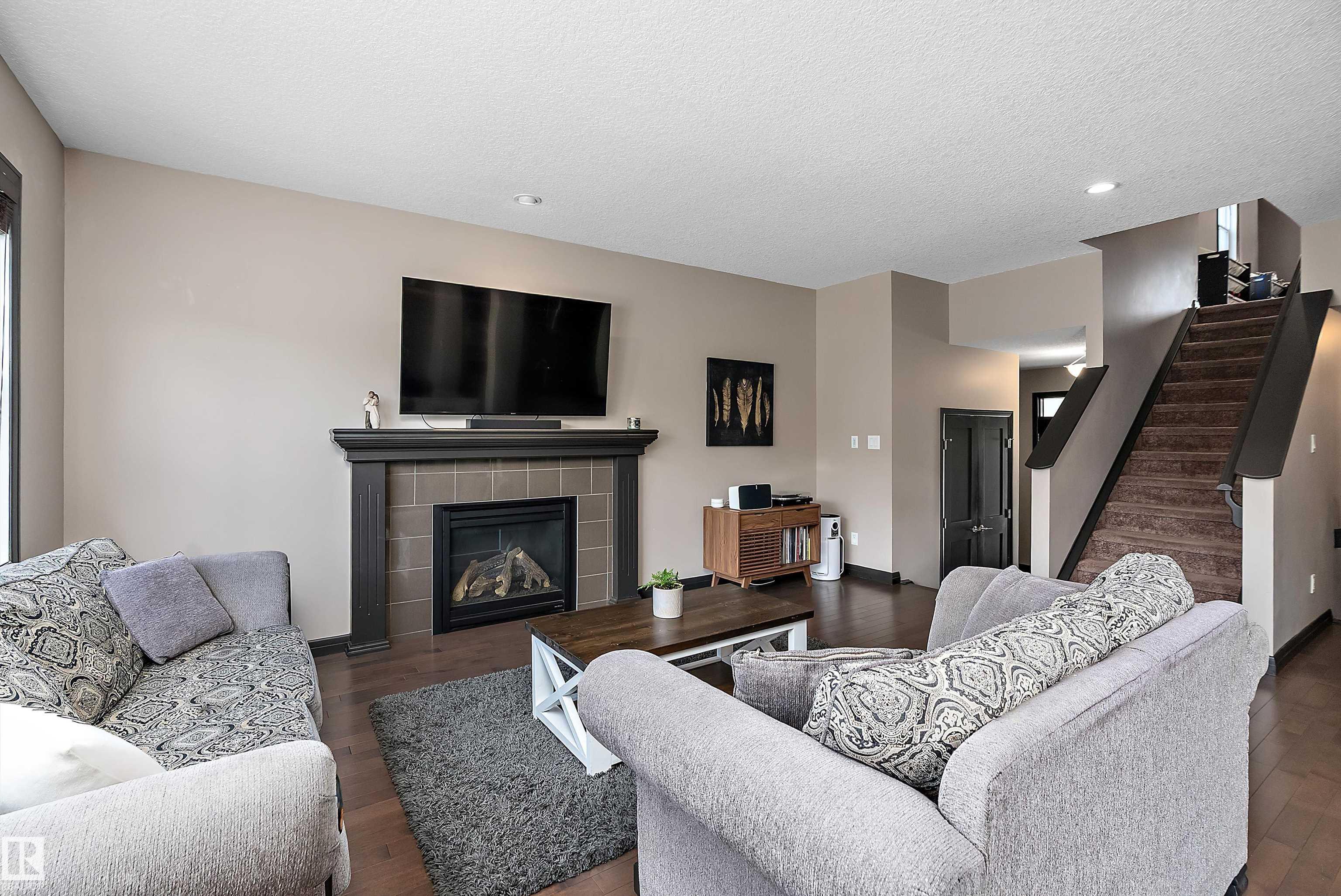 Photo 7 at 268 Sheppard Circle, Southfork, Leduc