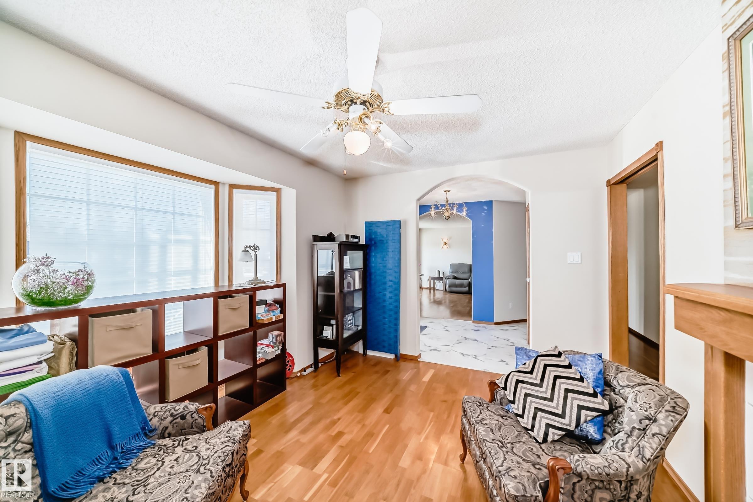 https://zimg.paragon.ice.com/ParagonImages/Property/PM/RAE/225401549/16/0/0/a1432a61cbcbc23667bf719d938143ab/1/9675a10d0aacc9b441fa43a50708f193/225401549-E52DD2C2-DA29-40E8-A481-34D6B39FC672.JPG