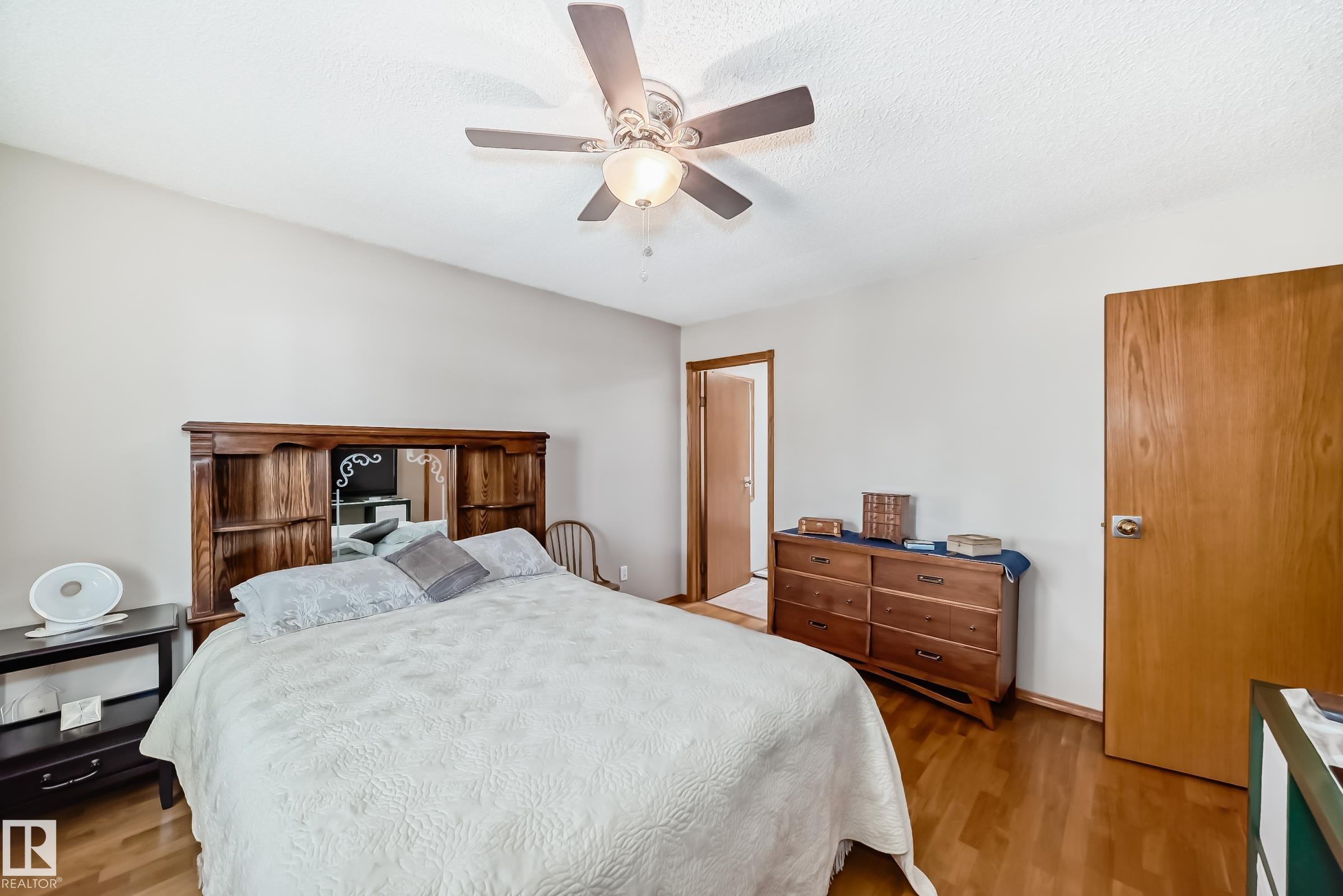 https://zimg.paragon.ice.com/ParagonImages/Property/PM/RAE/225401549/19/0/0/48d04f040df2886cf75d1cc9472c4333/1/9675a10d0aacc9b441fa43a50708f193/225401549-5DA2414C-9DFE-472B-9296-80A9D1718001.JPG