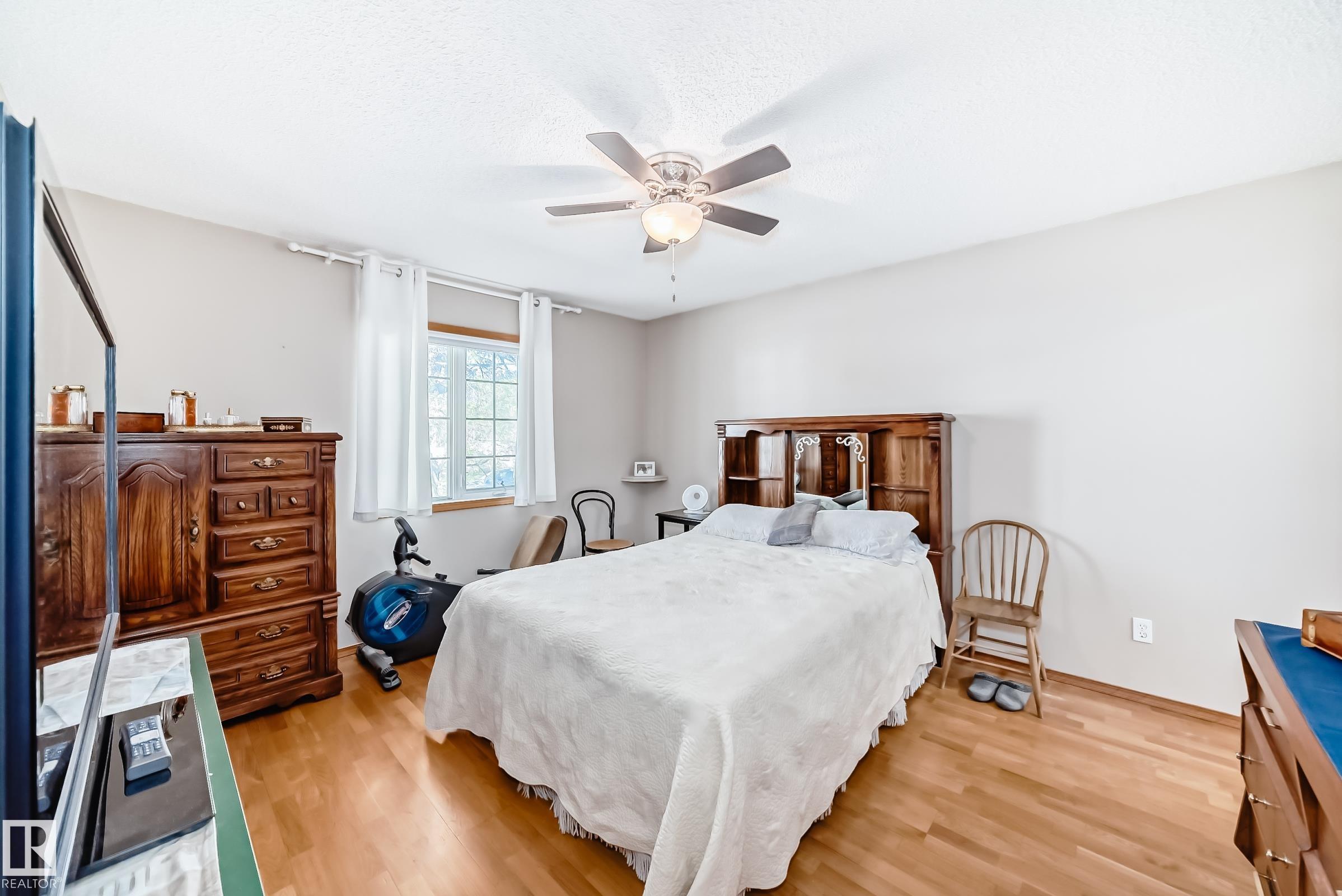https://zimg.paragon.ice.com/ParagonImages/Property/PM/RAE/225401549/20/0/0/476c53f0c878879318b3337178c5d62d/1/9675a10d0aacc9b441fa43a50708f193/225401549-34E32A90-EDFD-4DDF-AAEE-A287B359004C.JPG