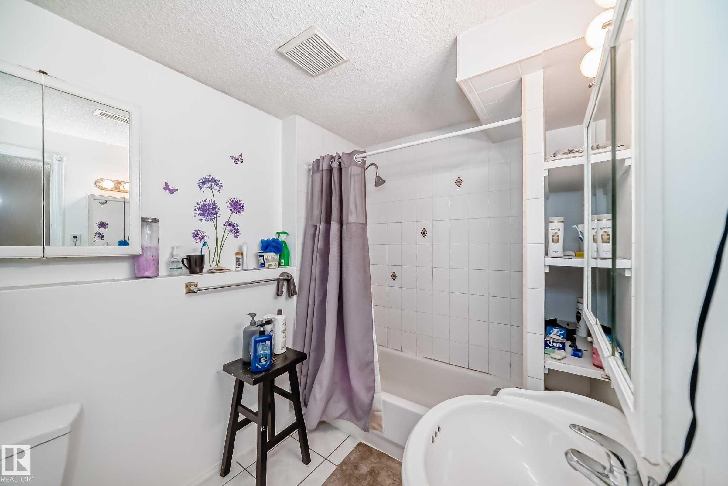 https://zimg.paragon.ice.com/ParagonImages/Property/PM/RAE/225401549/56/0/0/0dd9dc892ce6196e2af71bddaa3601e2/1/9675a10d0aacc9b441fa43a50708f193/225401549-DB2E3A2D-92D5-4168-8165-DCB119685681.JPG