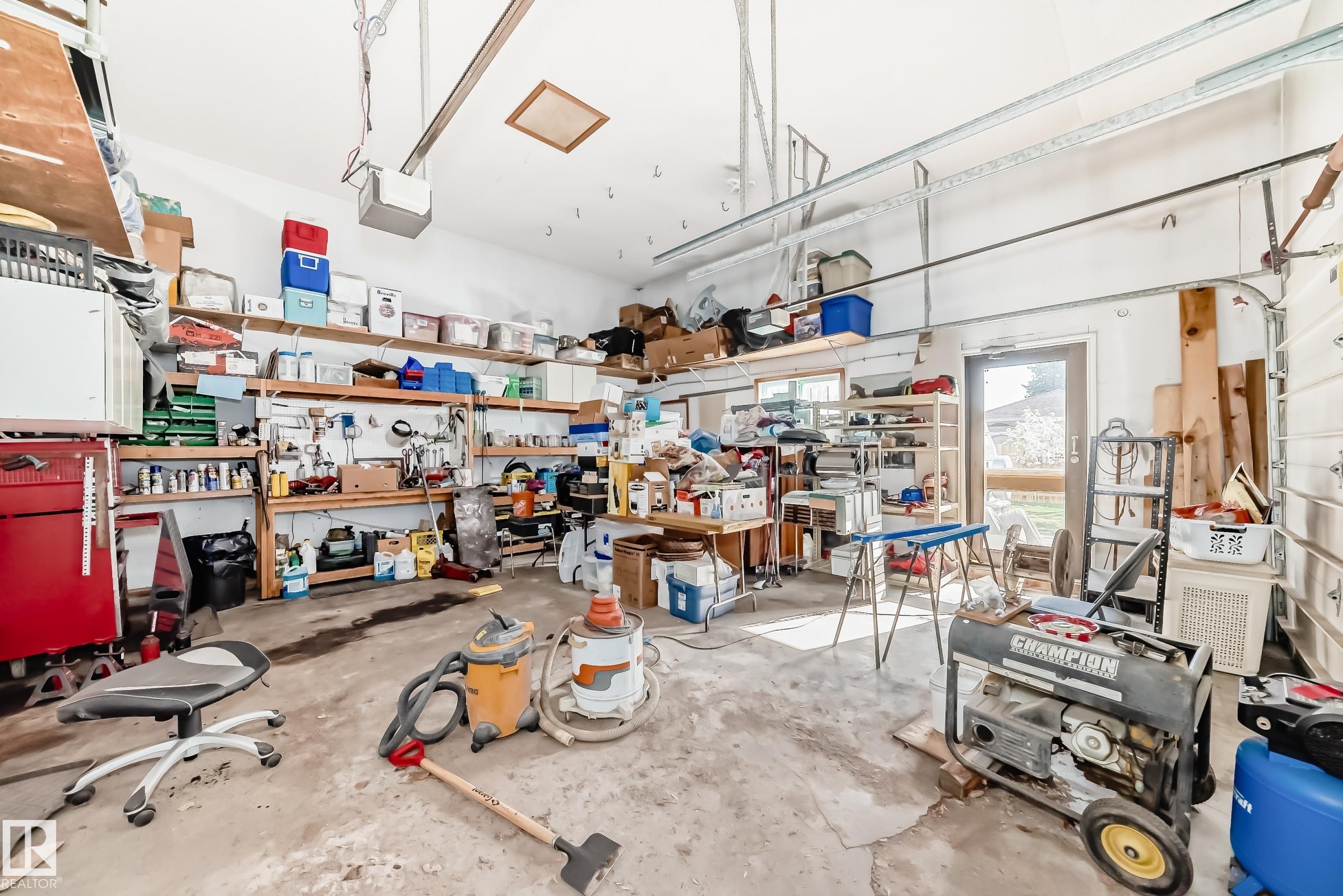 https://zimg.paragon.ice.com/ParagonImages/Property/PM/RAE/225401549/62/0/0/66106f9077bdb2d3d6af0d8dc7f3fc4a/1/9675a10d0aacc9b441fa43a50708f193/225401549-FF157AEB-A840-4F46-8DFD-F4B80D3E98B1.JPG