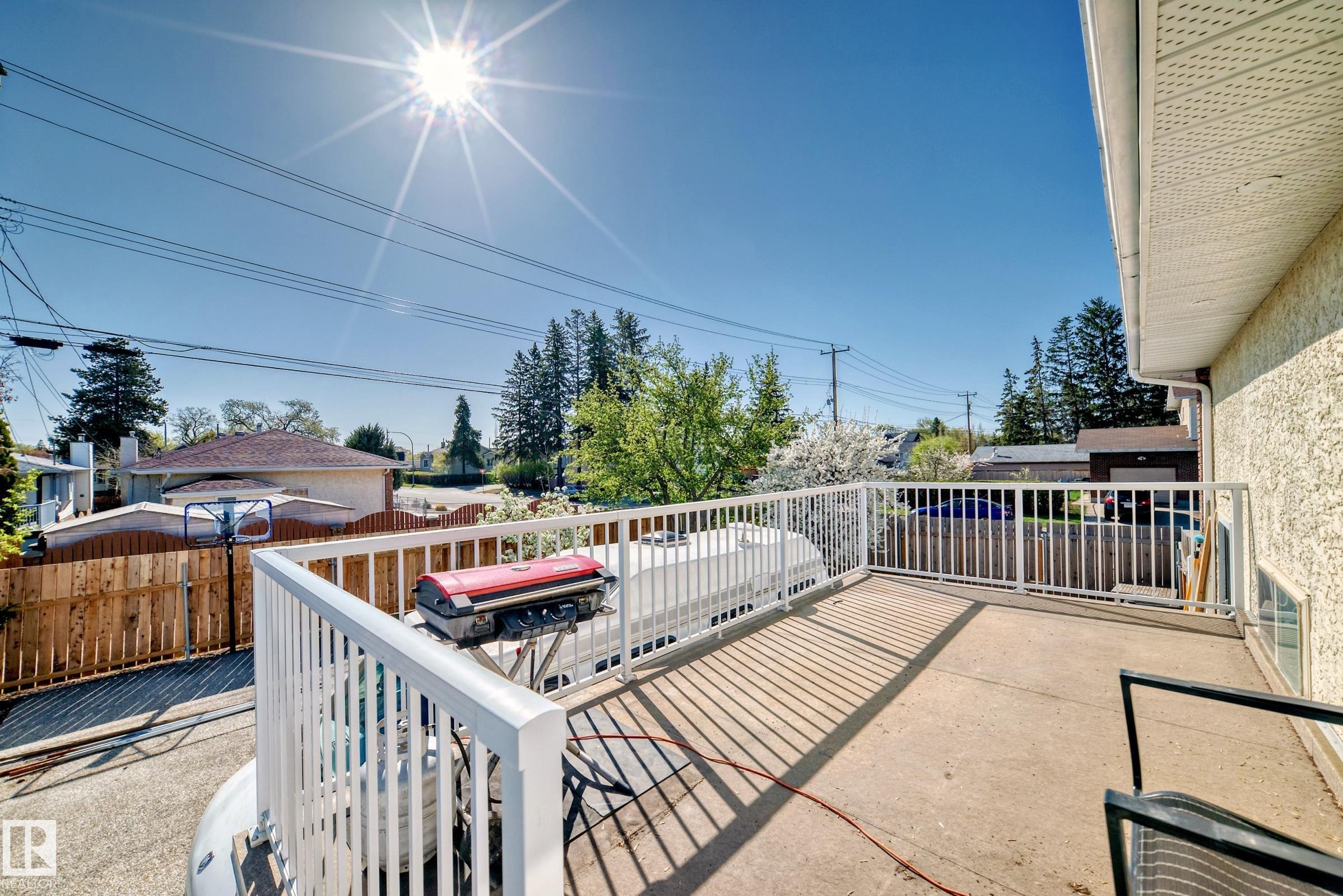 https://zimg.paragon.ice.com/ParagonImages/Property/PM/RAE/225401549/63/0/0/c2c86c74452cffea2152ac85046ce360/1/9675a10d0aacc9b441fa43a50708f193/225401549-B86D5AE7-3F76-4532-9AAA-1B3B6B431CC3.JPG