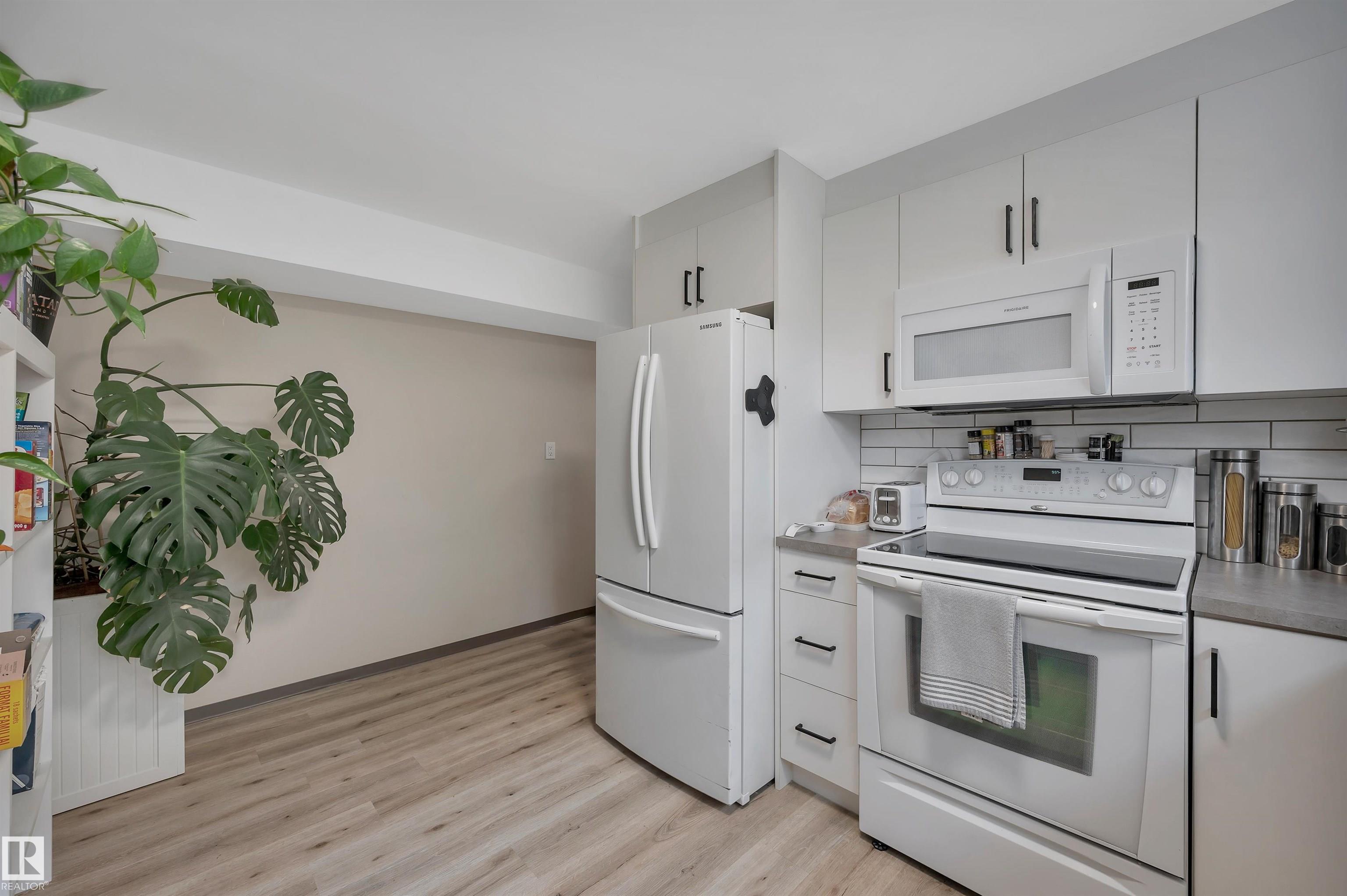 Photo 28 at 6515 104 A Street NW, Allendale, Edmonton