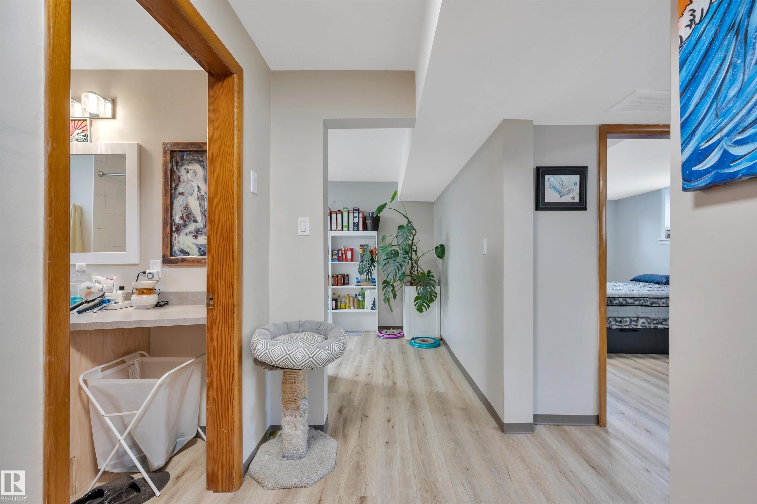Photo 32 at 6515 104 A Street NW, Allendale, Edmonton