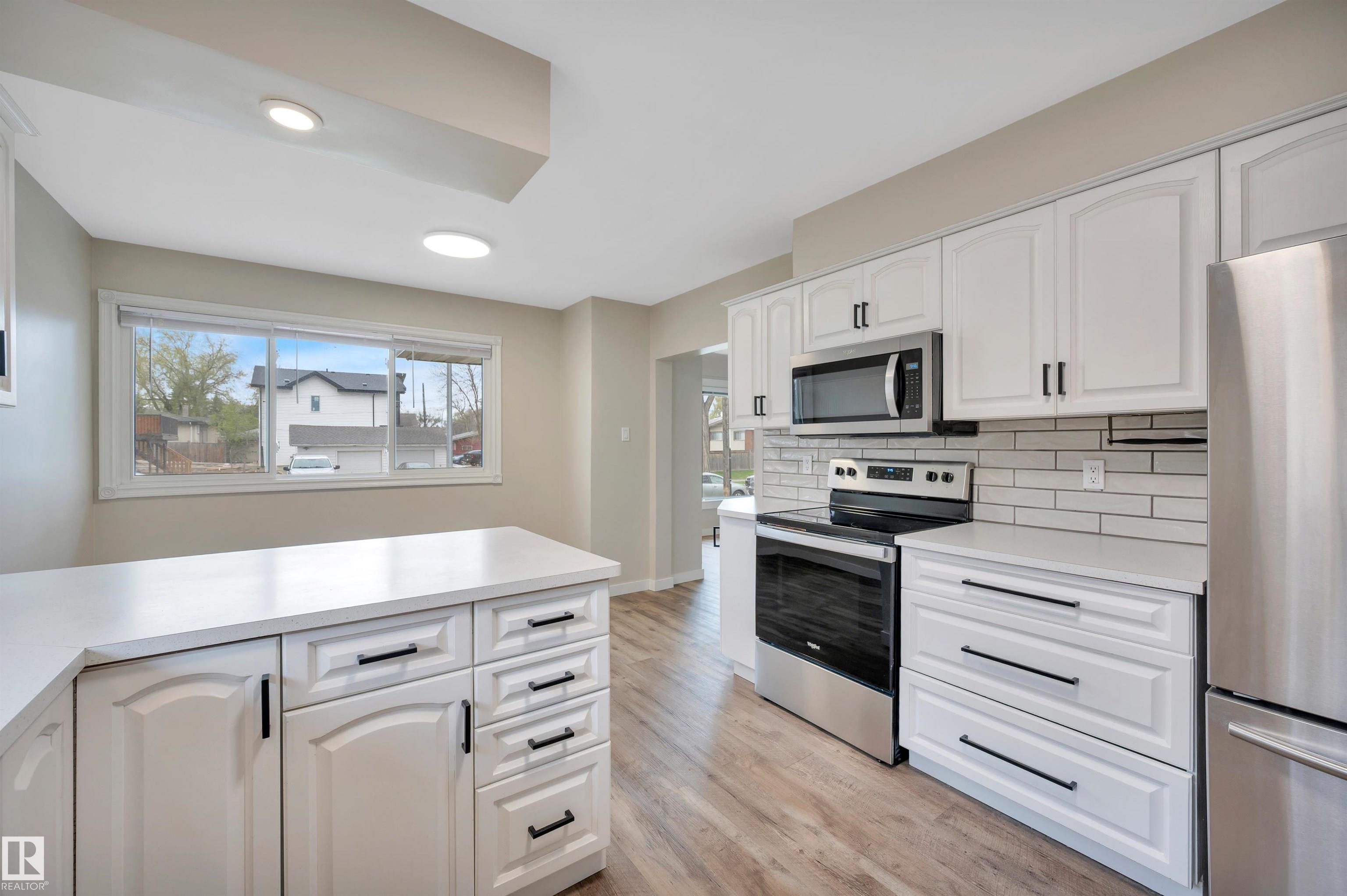 Photo 8 at 6515 104 A Street NW, Allendale, Edmonton