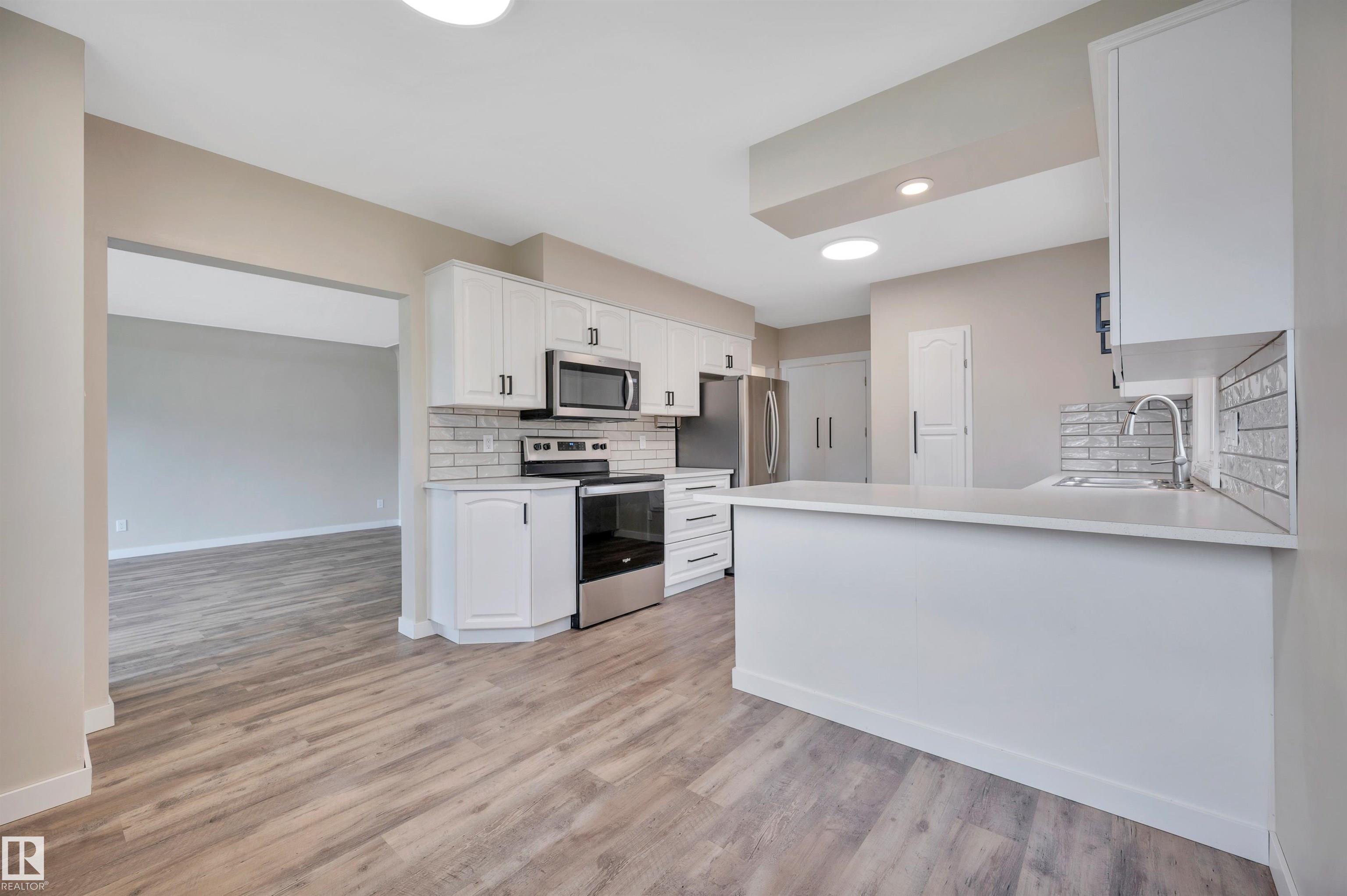 Photo 9 at 6515 104 A Street NW, Allendale, Edmonton