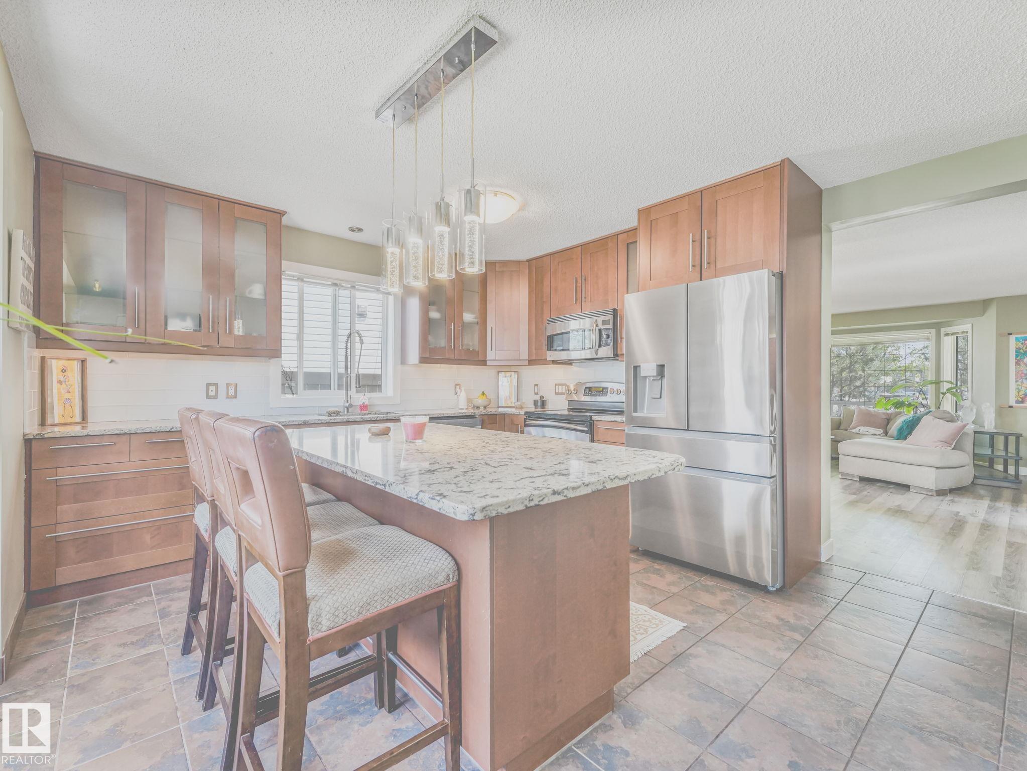 https://zimg.paragon.ice.com/ParagonImages/Property/PM/RAE/225401555/30/0/0/9ae399ba1531495019b1cf719631c3eb/1/3322ec6d984a43774c95b13e1248ed0b/225401555-277ee378-cc54-4682-9a06-a997bf751372.JPG