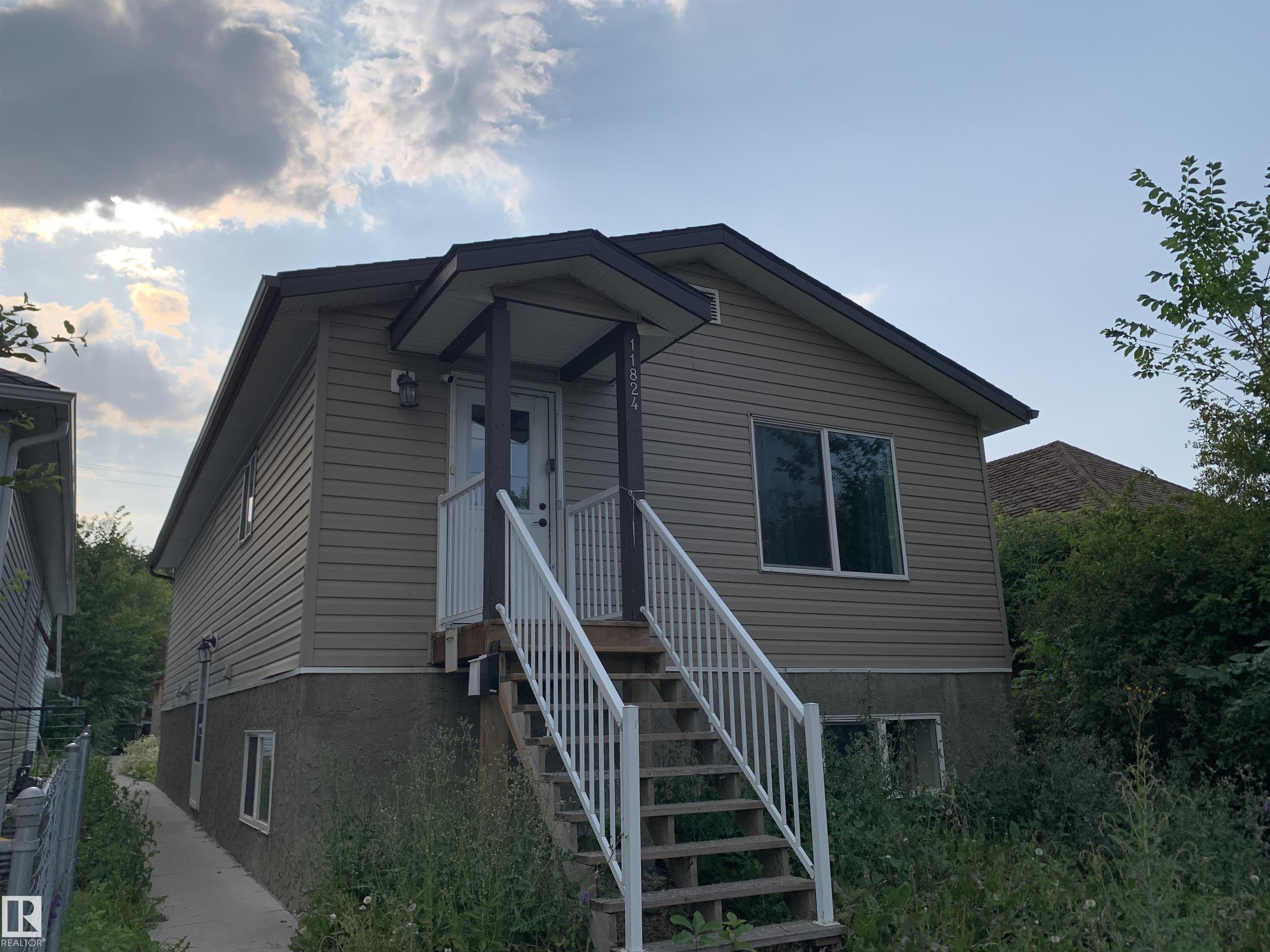 11824 93 Street NW, Alberta Avenue, Edmonton