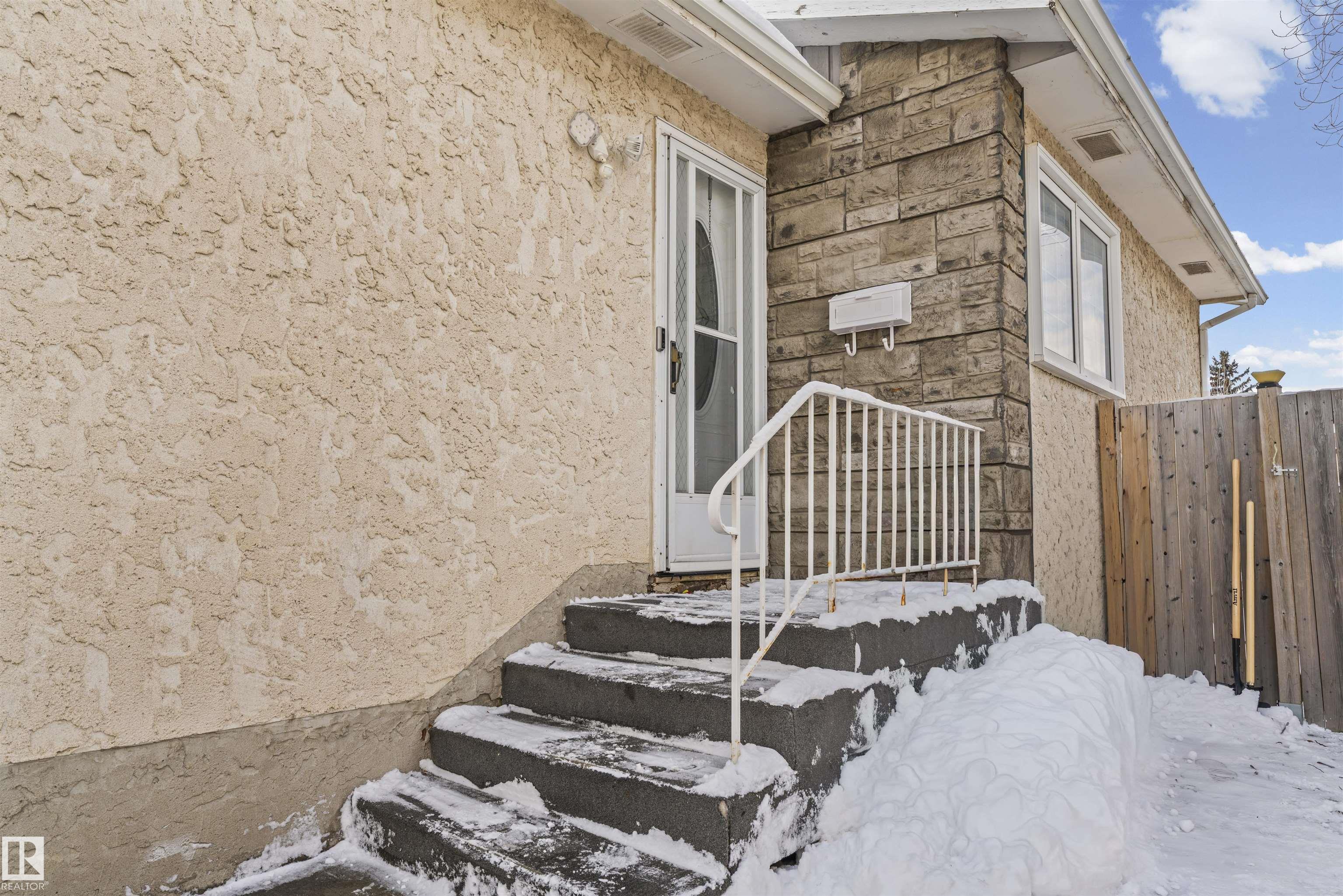 115 Warwick Road NW, Dunluce, Edmonton