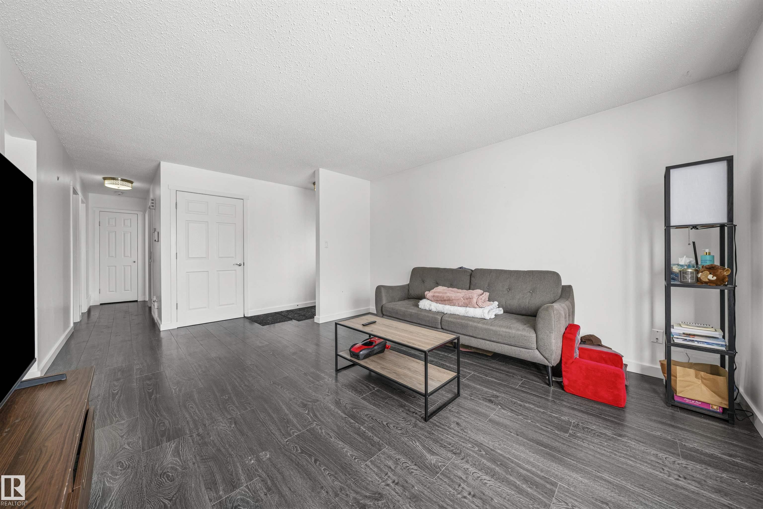 Photo 8 at 115 Warwick Road NW, Dunluce, Edmonton