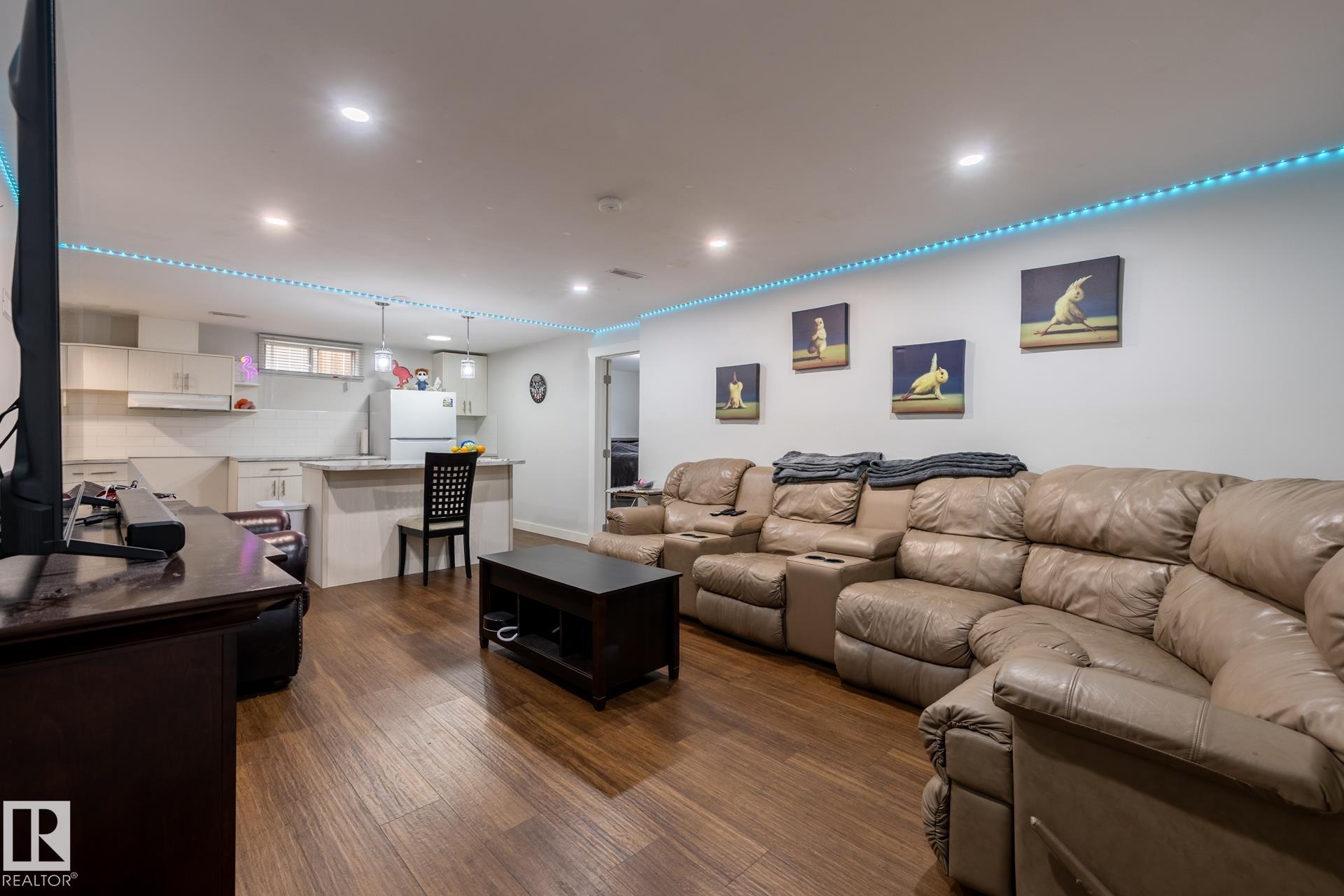 https://zimg.paragon.ice.com/ParagonImages/Property/PM/RAE/225401567/25/0/0/462400a21c93915550f838cdb12ae7d4/1/7bed76e577c65b0e66364b9829dc1764/225401567-bf8213c6-5173-4c5f-ae11-463cdd163bd0.JPG