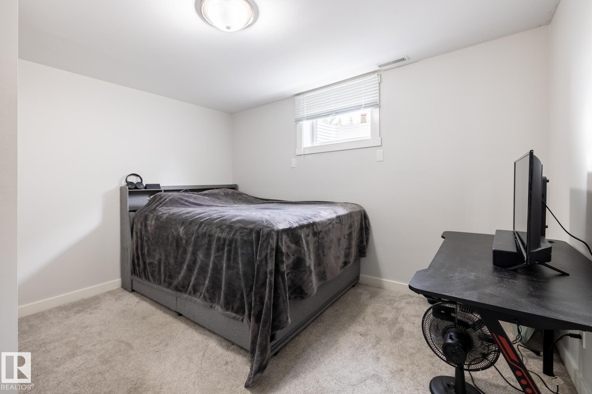 https://zimg.paragon.ice.com/ParagonImages/Property/PM/RAE/225401567/28/0/0/b3a7b3952d6626ad369318932b205d2f/1/7bed76e577c65b0e66364b9829dc1764/225401567-a19ea397-860c-43eb-9cf7-1feb4c6e1205.JPG