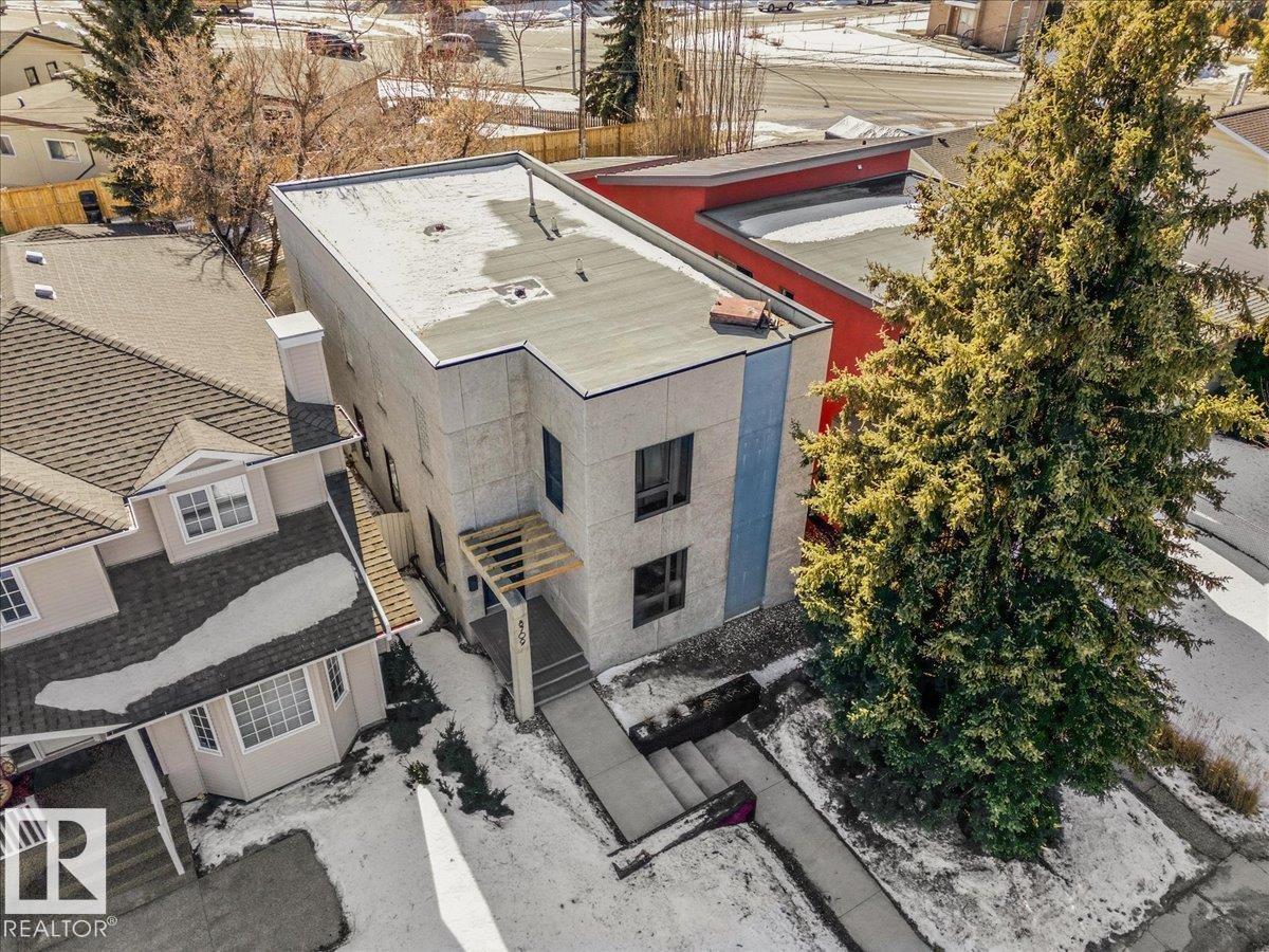 Photo 38 at 8709 92a Avenue NW, Strathearn, Edmonton