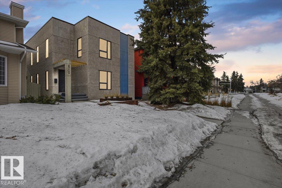 Photo 40 at 8709 92a Avenue NW, Strathearn, Edmonton