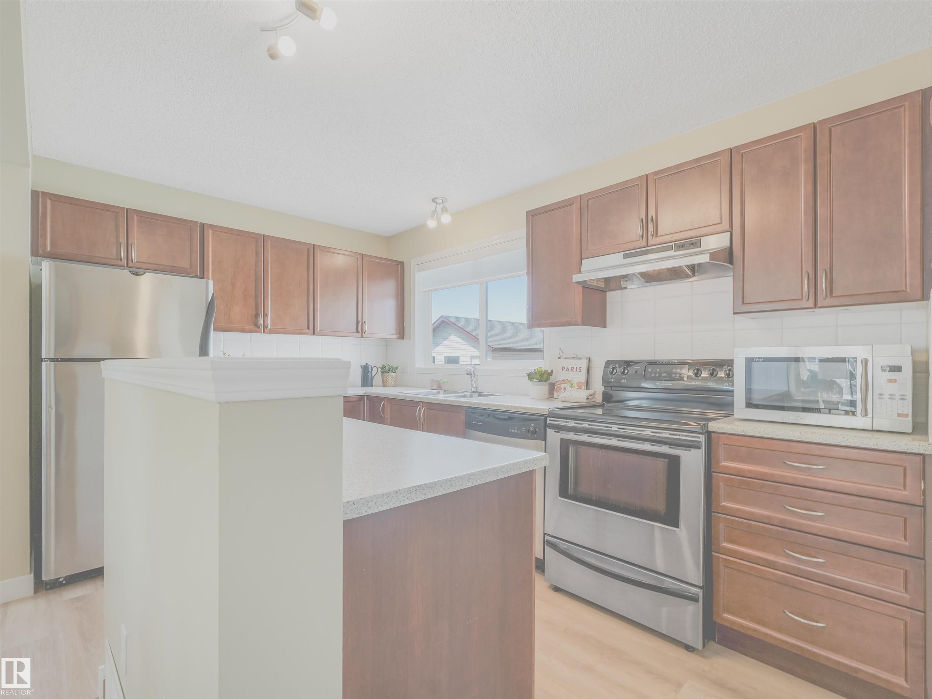 Photo 14 at 5916 South Terwillegar Boulevard NW, South Terwillegar, Edmonton
