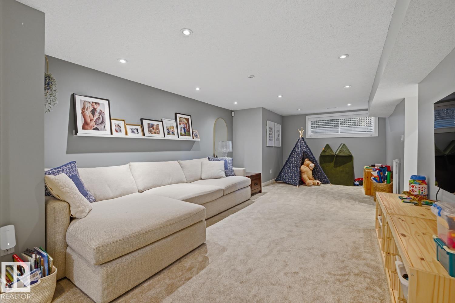 Photo 30 at 6310 109a Street NW, Parkallen, Edmonton