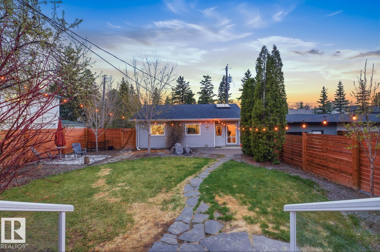 Photo 39 at 6310 109a Street NW, Parkallen, Edmonton